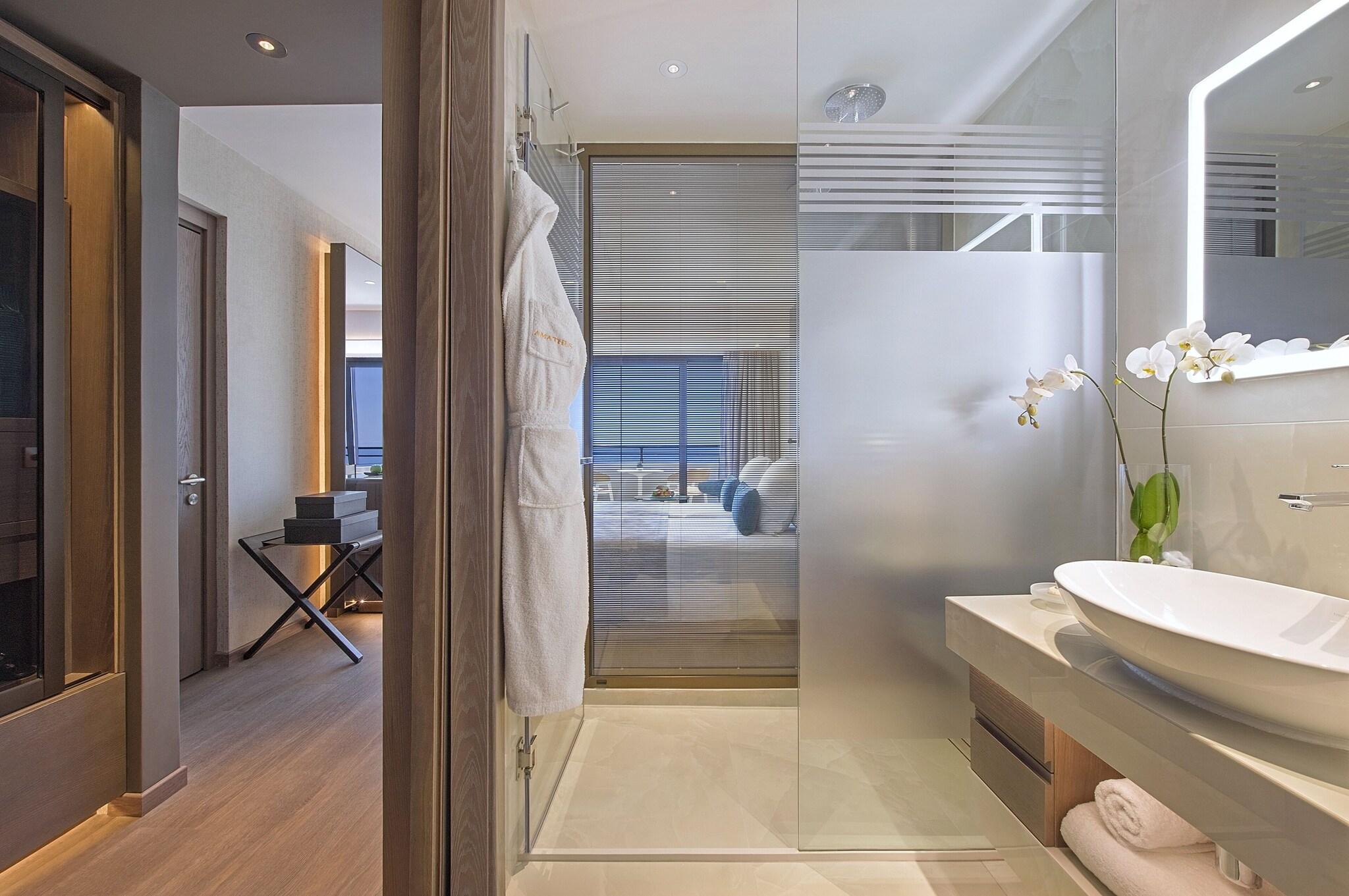 Family Room Connecting Room