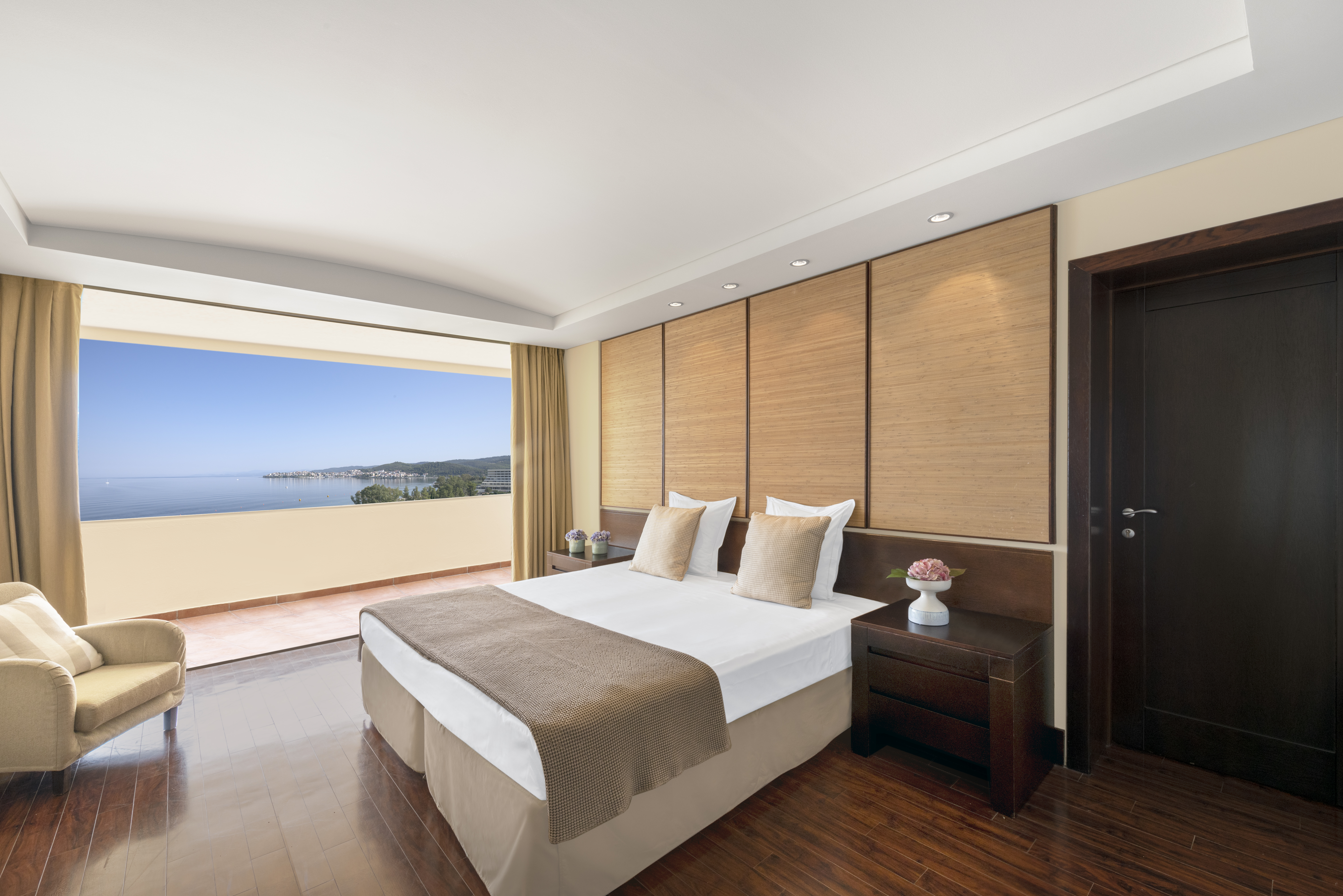 Suite Side Sea View Two Bedrooms