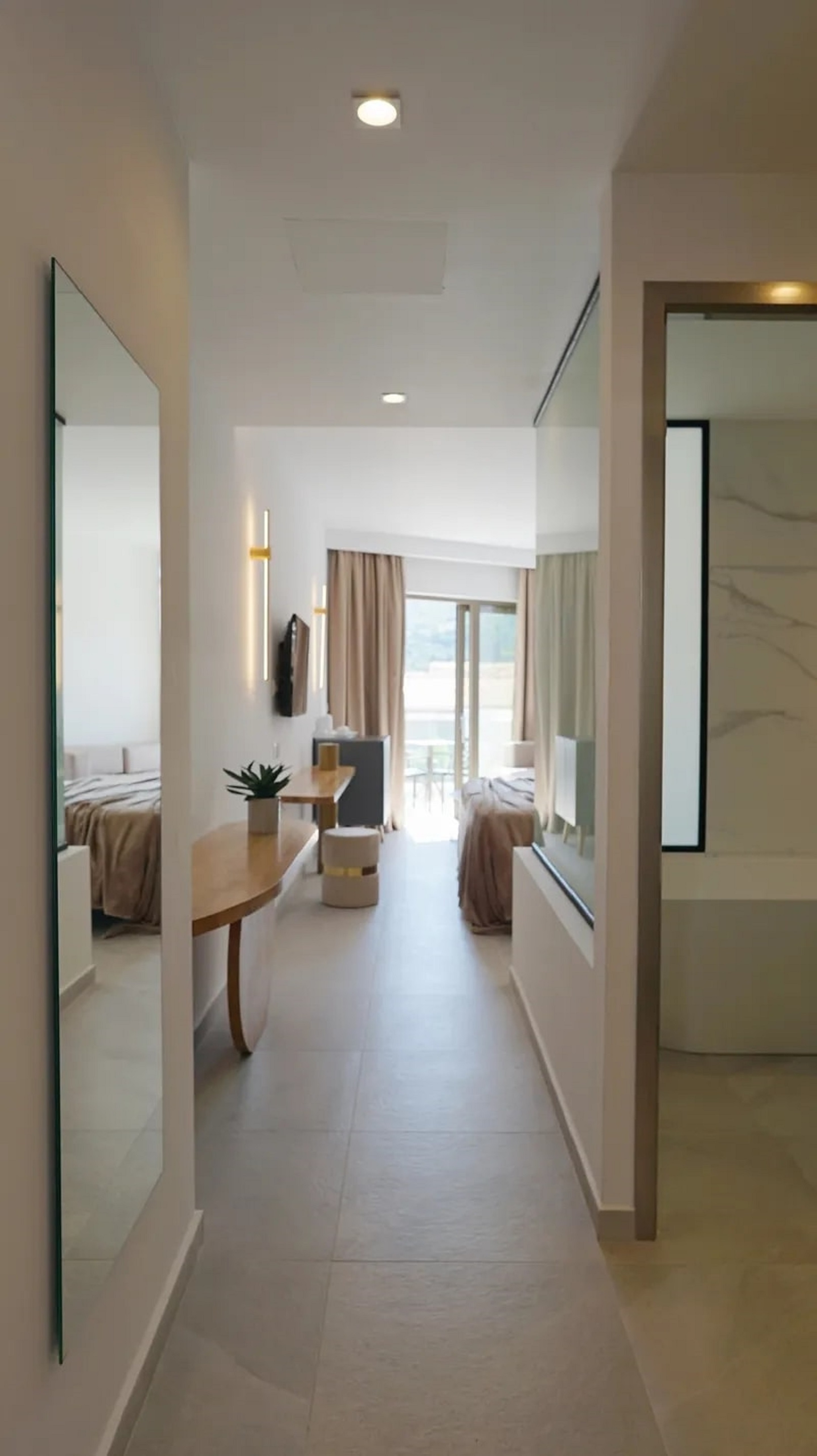 Junior Suite King Size Bed