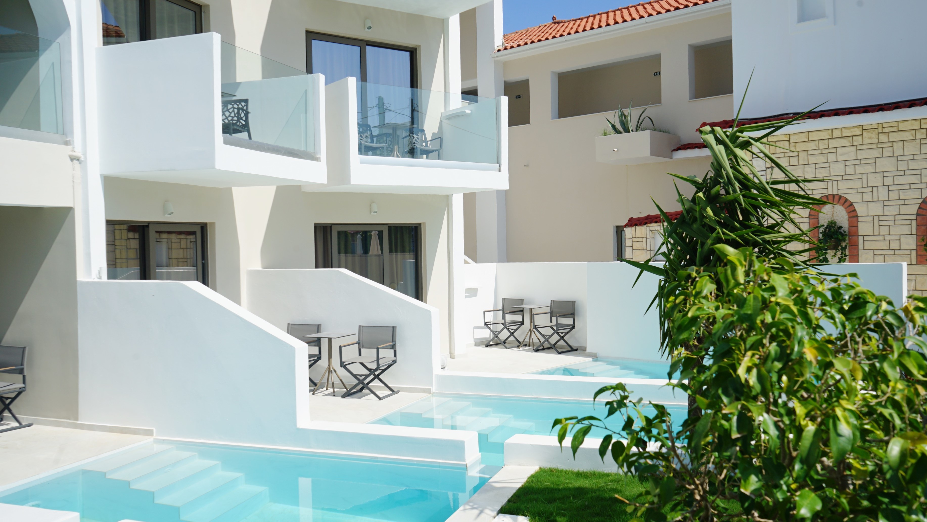 Junior Suite with Private Pool