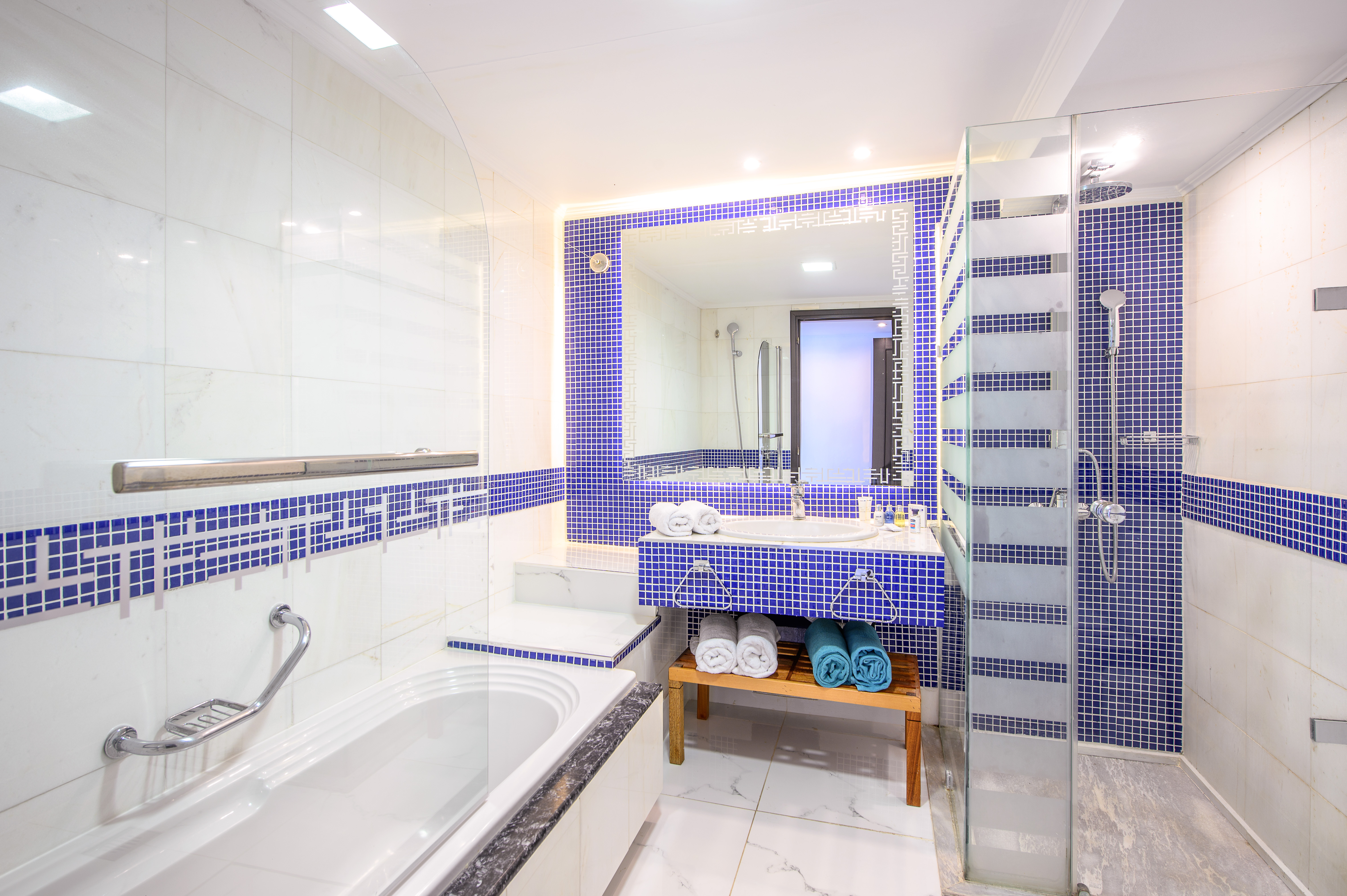 Double or Twin Superior Sea View