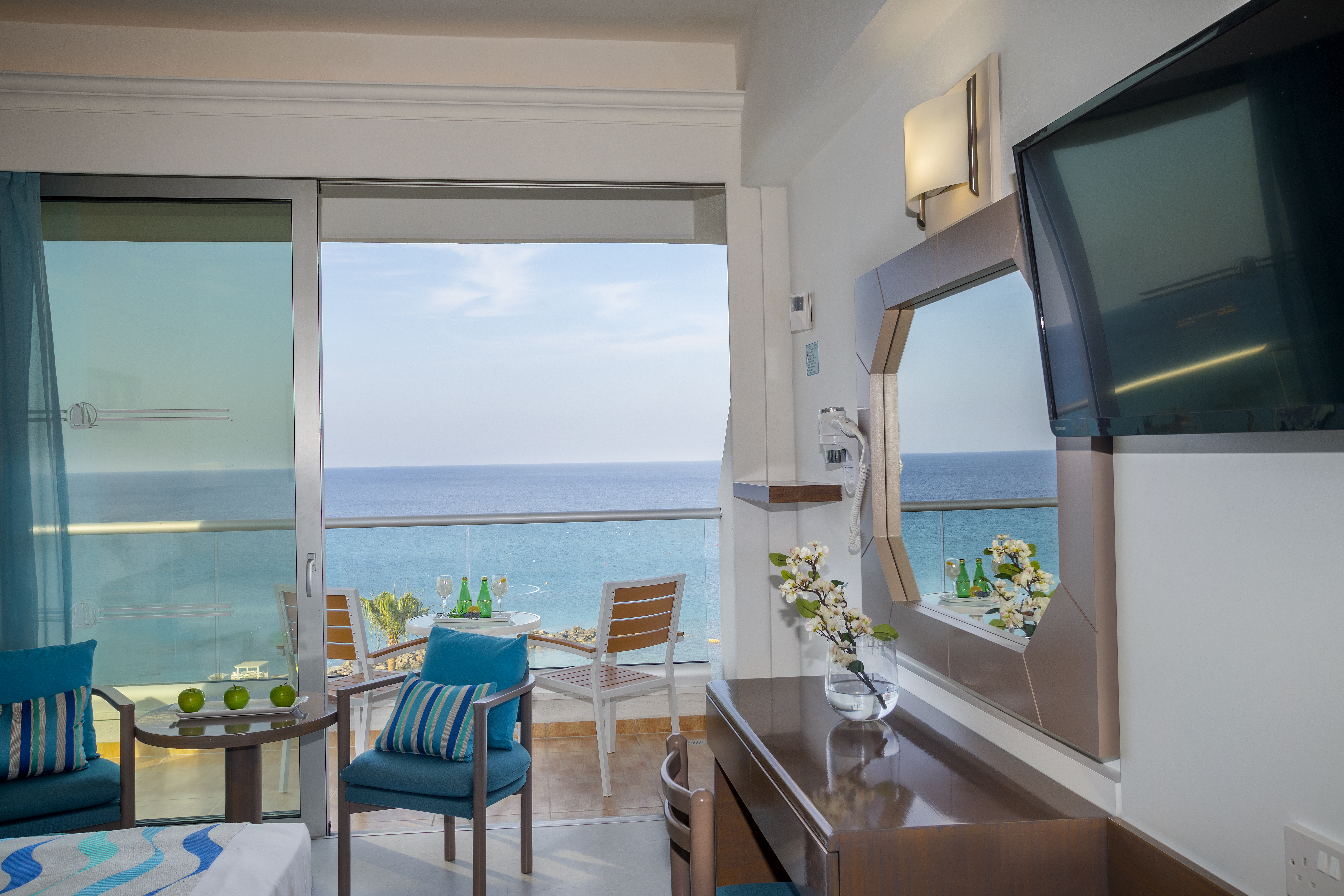 Double or Twin Sea View