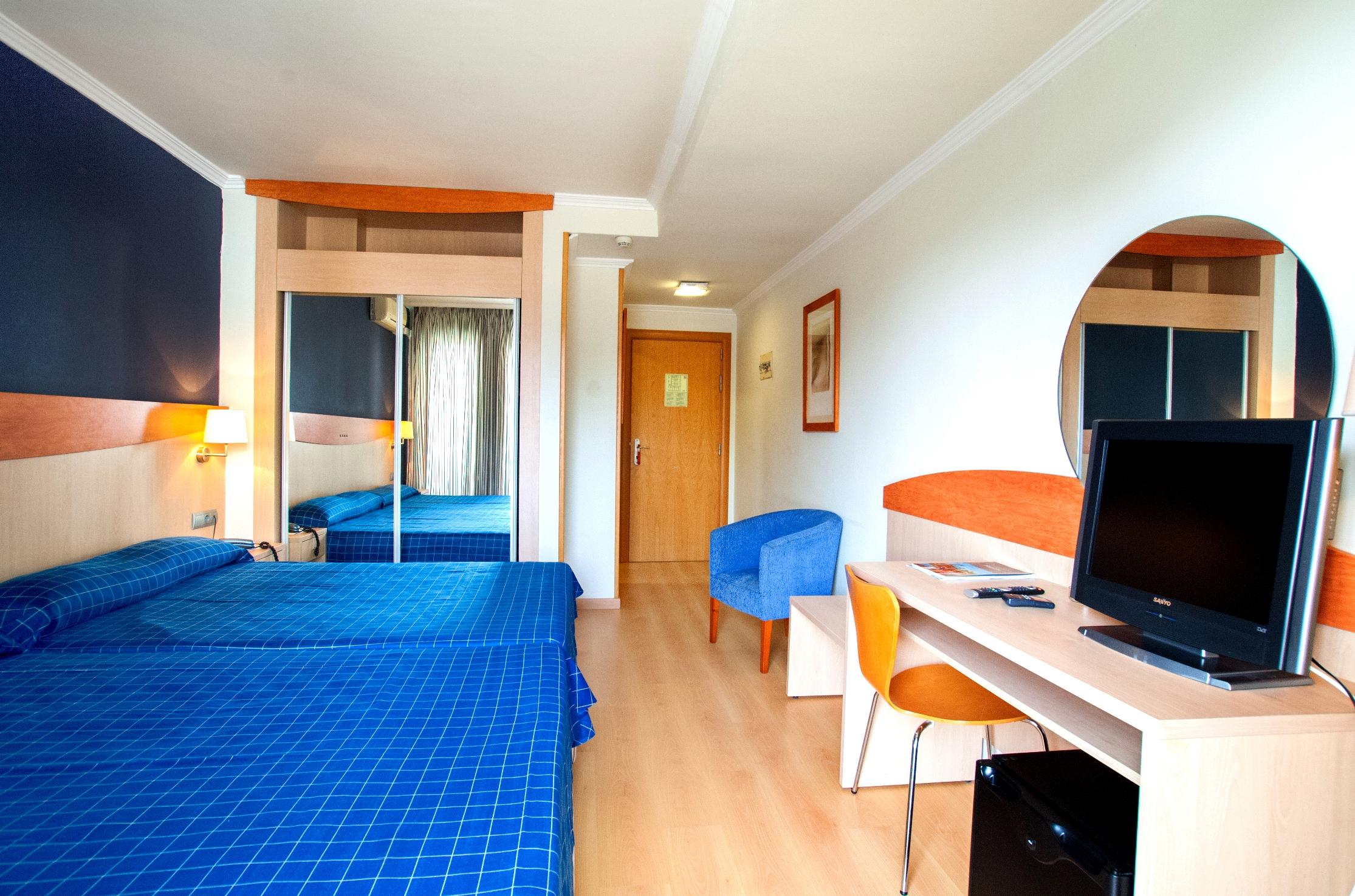 Double or Twin Standard