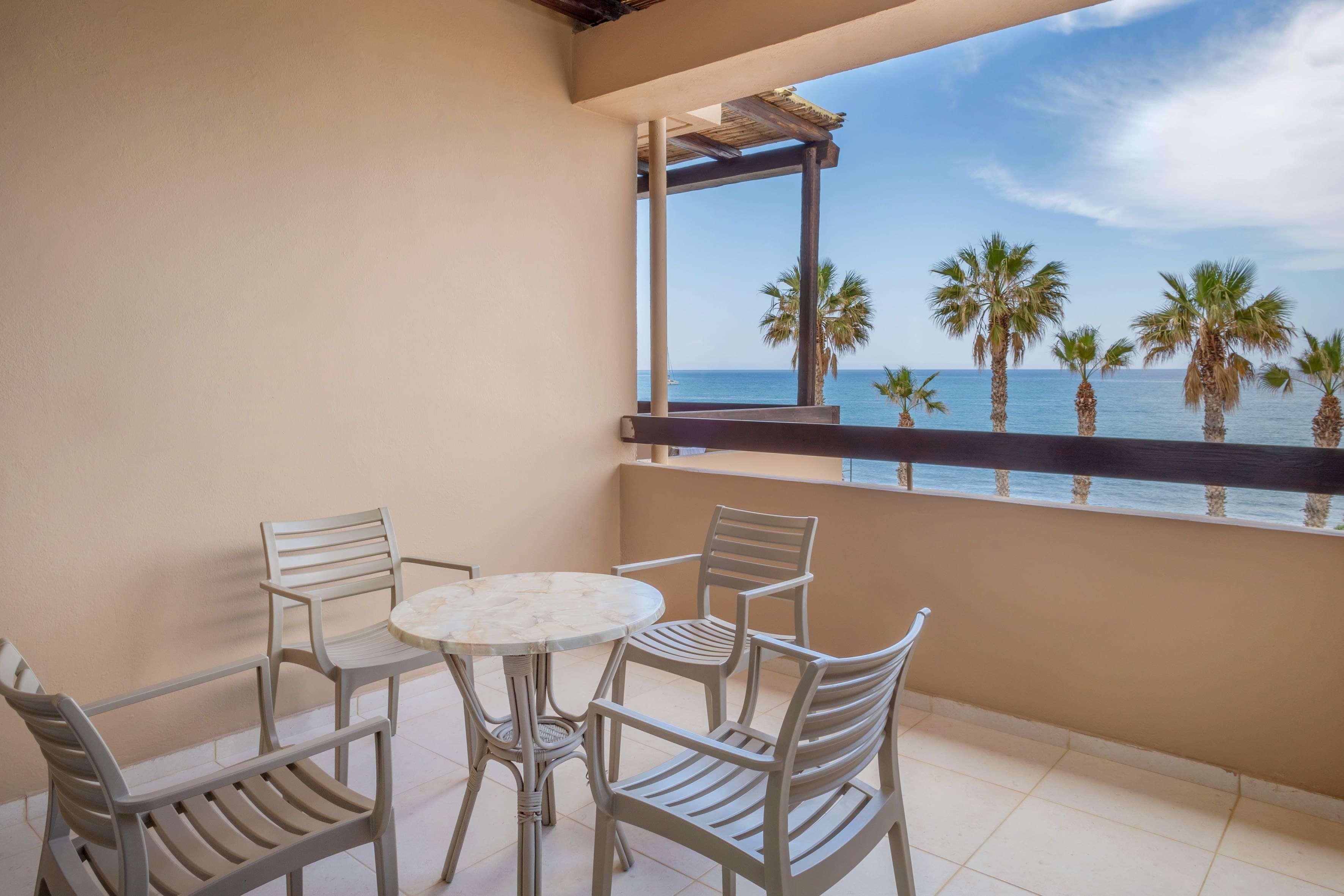 Family Room Sea View Two Bedrooms