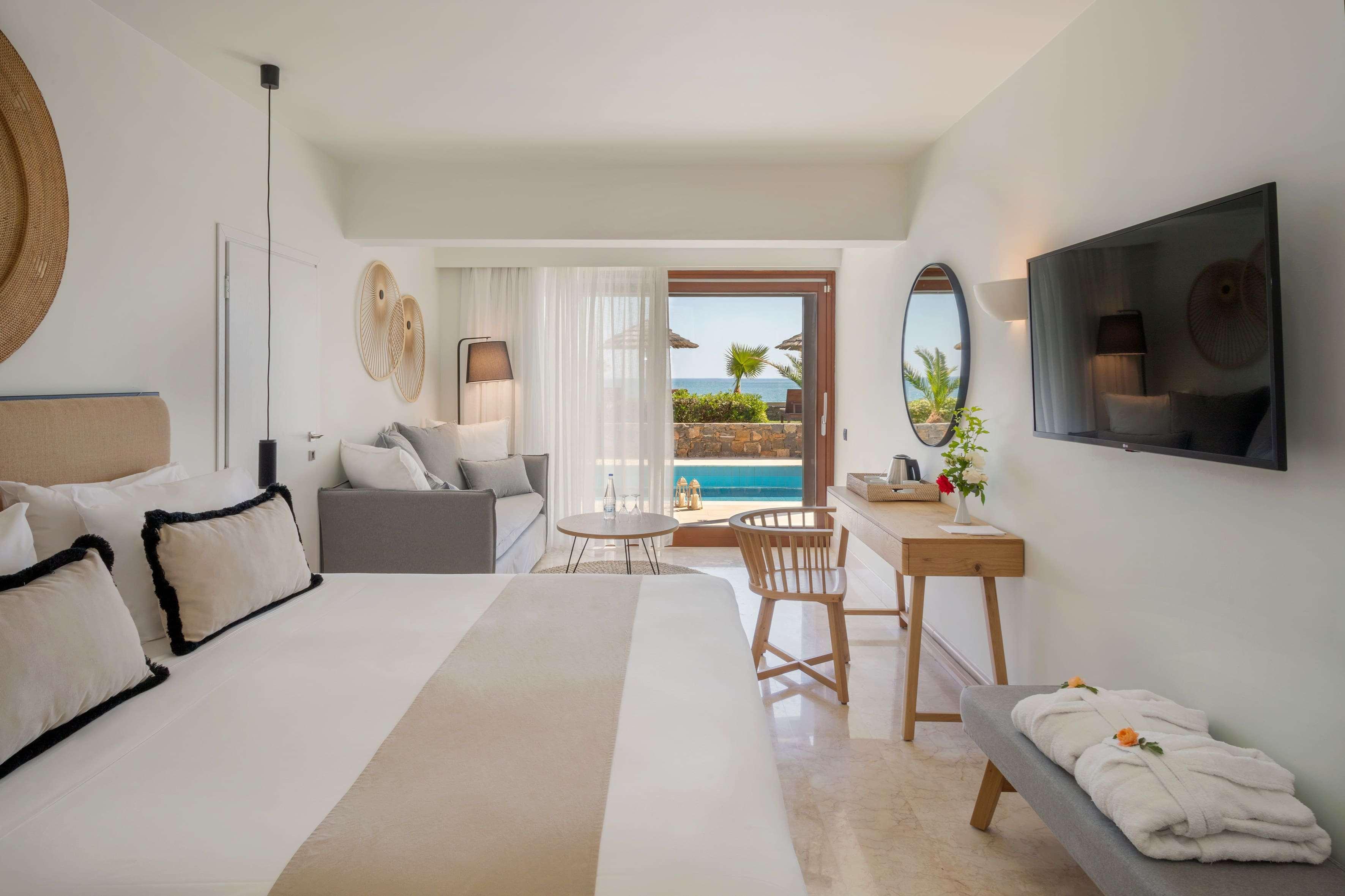 Suite with Private Pool