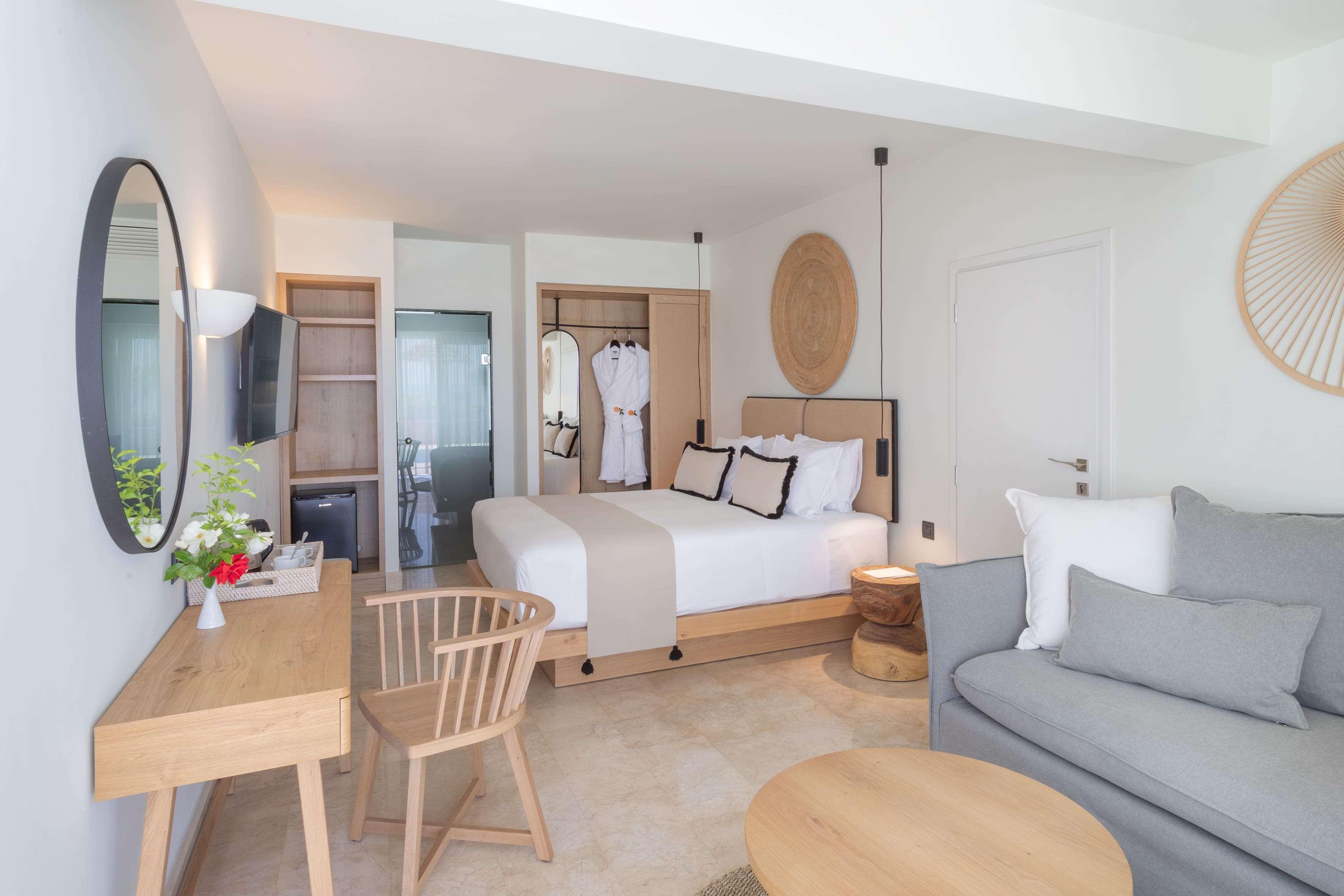 Suite with Private Pool