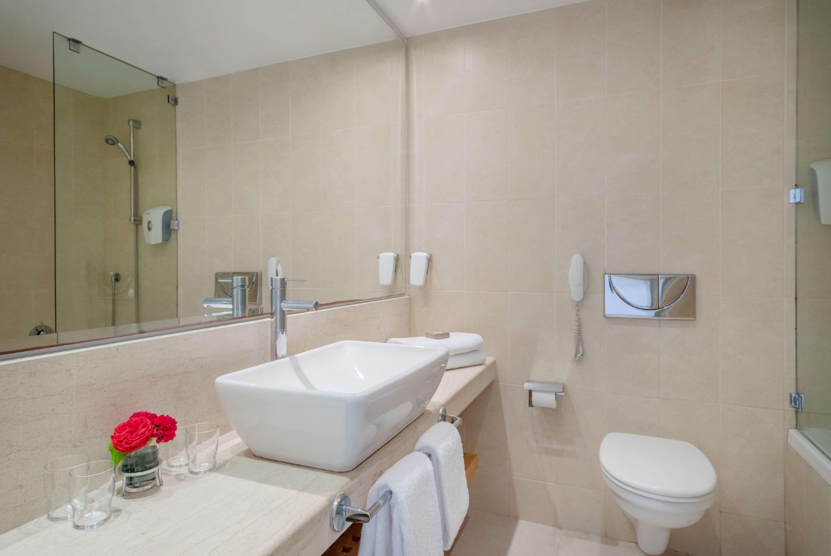 Junior Suite with Views