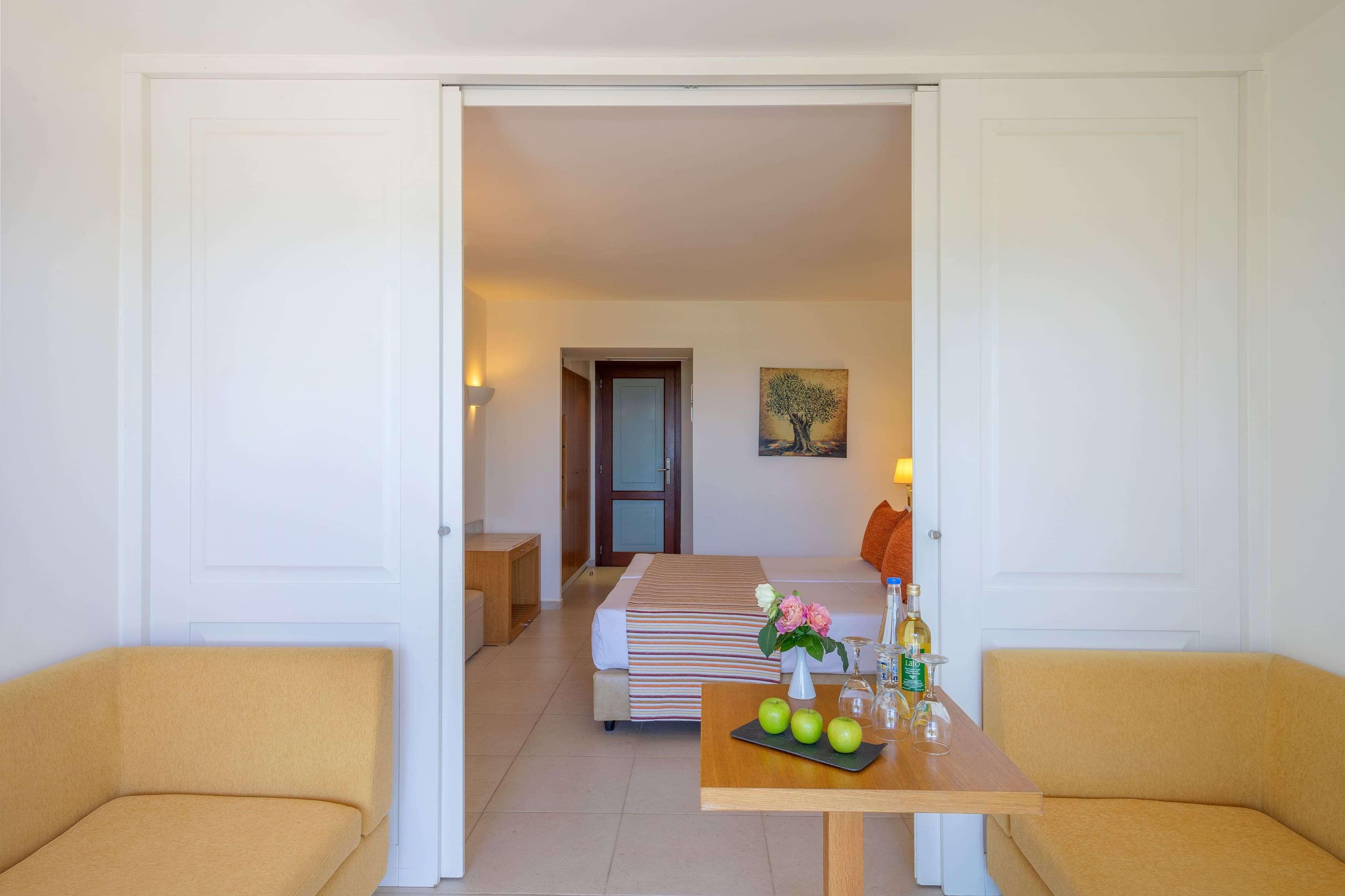 Family Room Standard