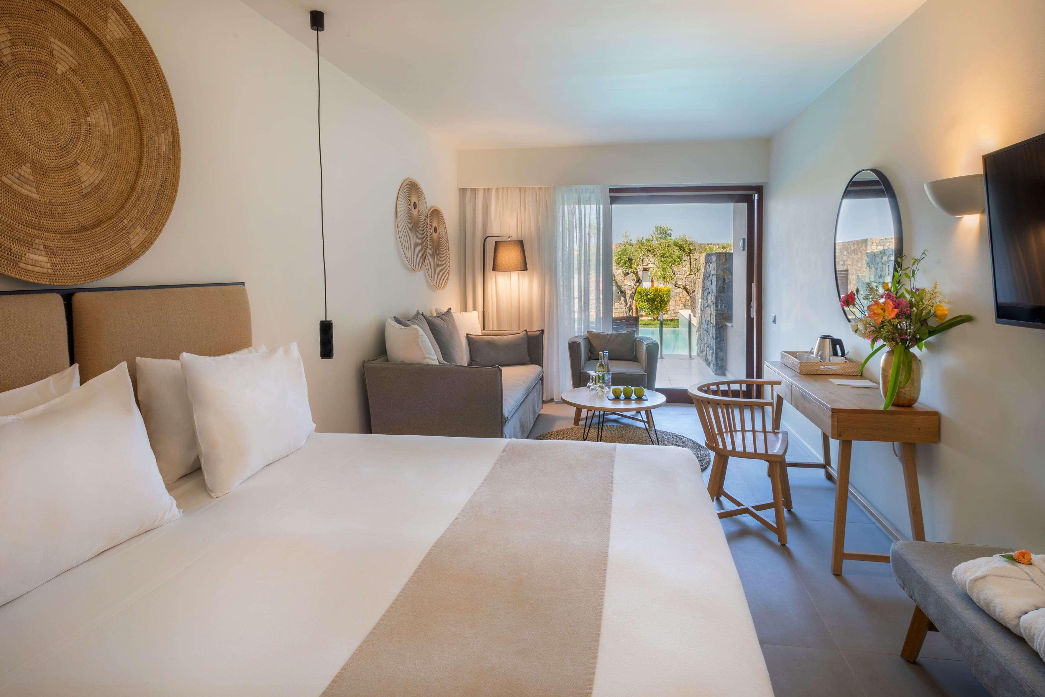 Junior Suite with Private Pool