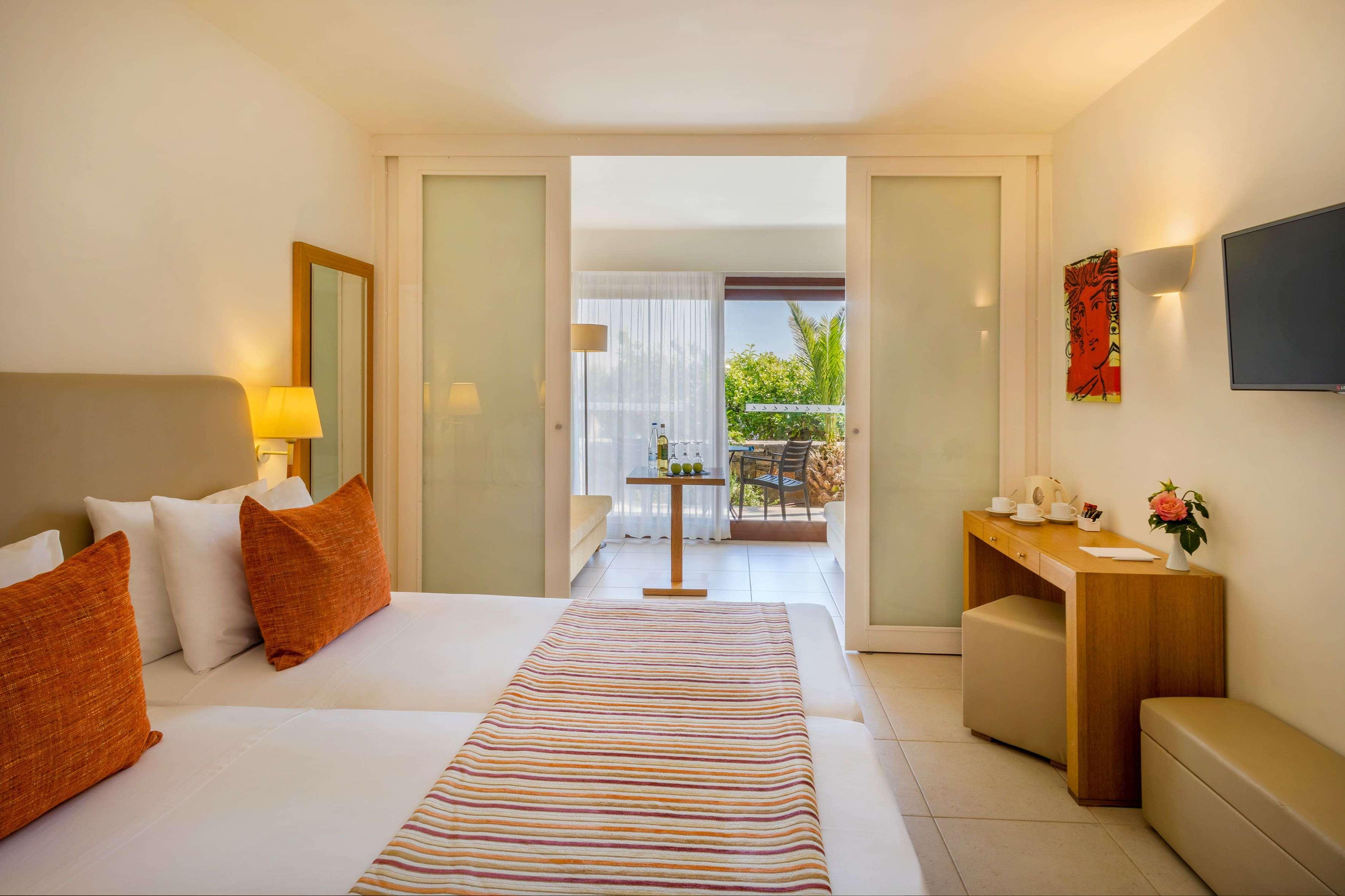 Family Room Standard