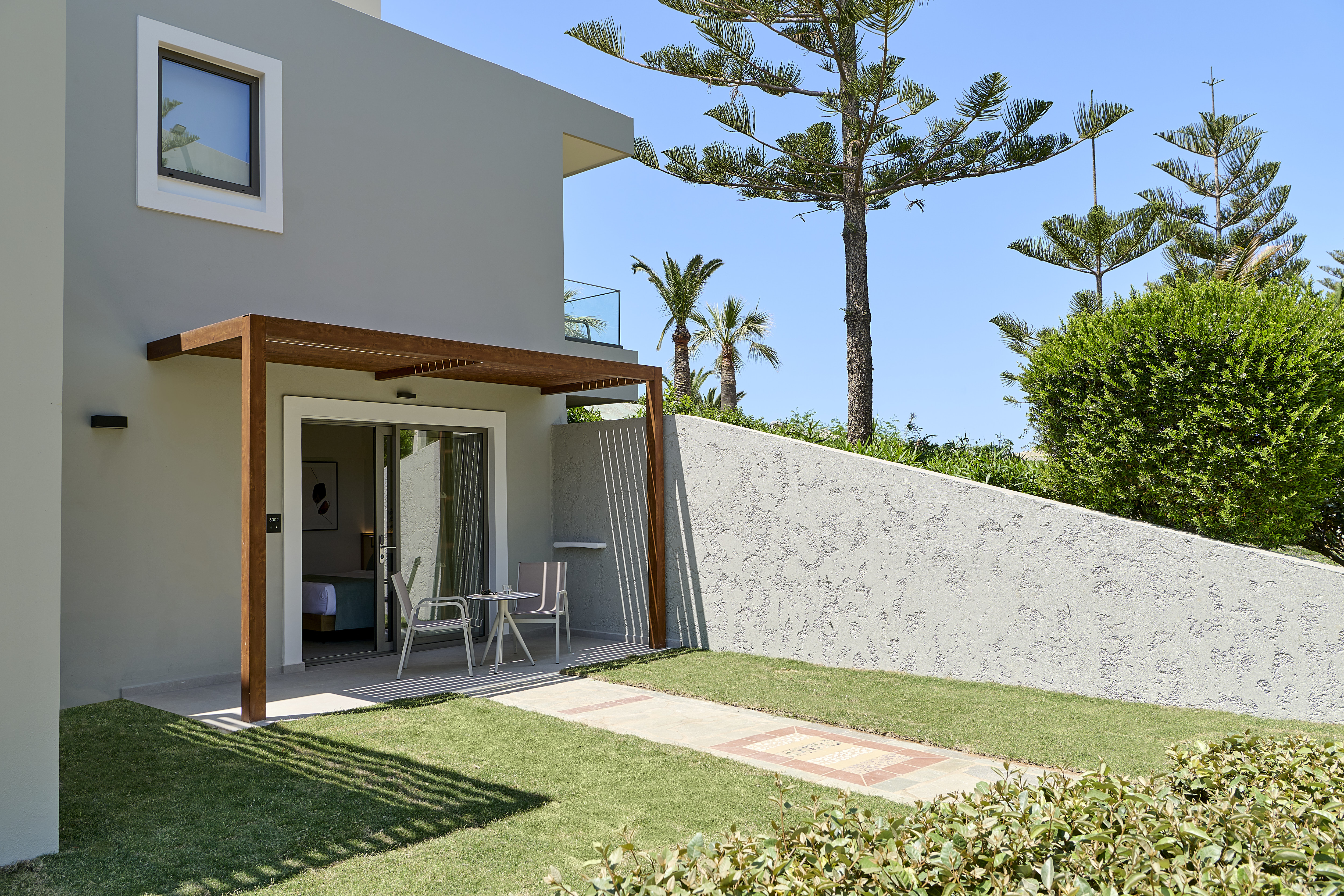 Bungalow Garden View