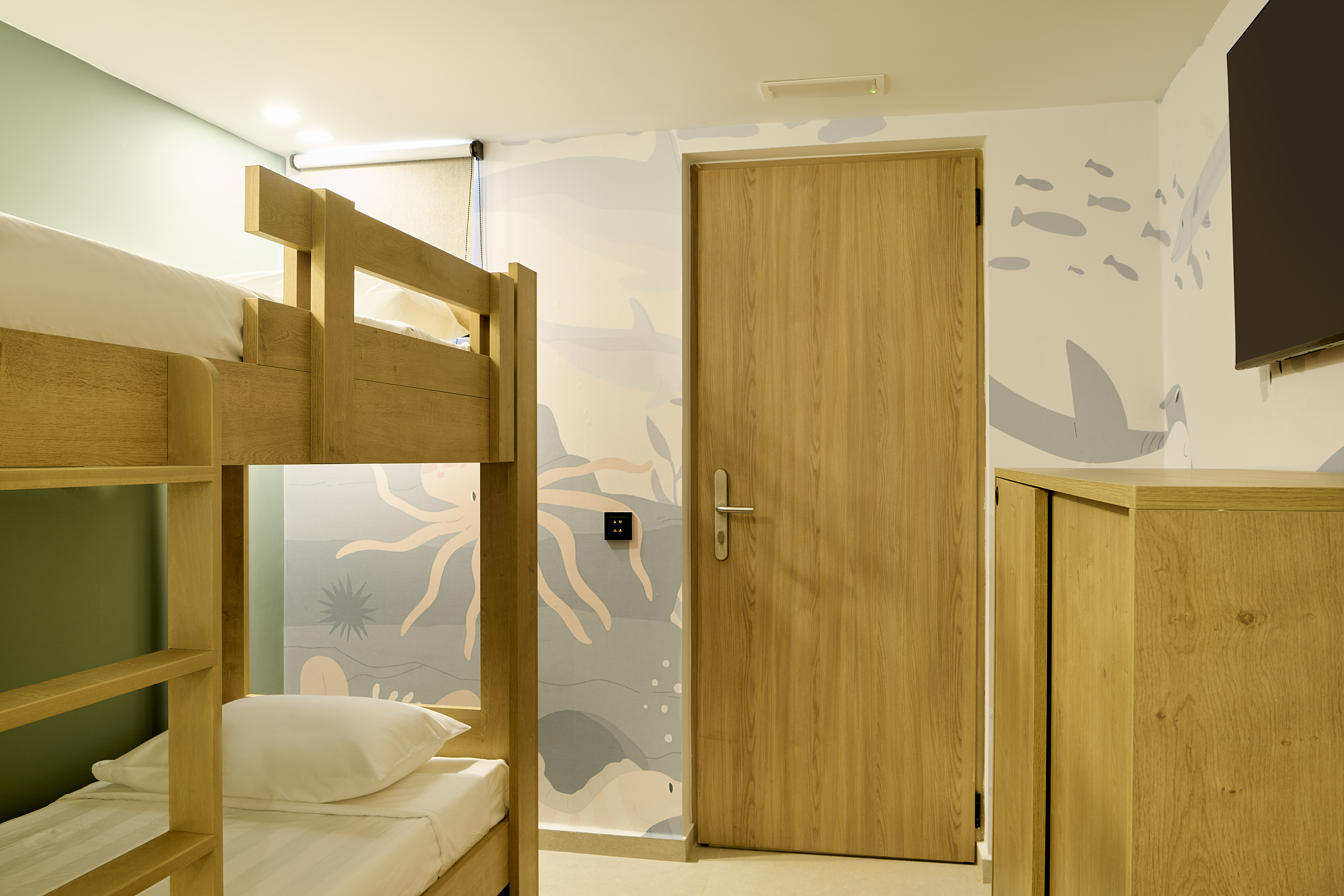 Family Room Garden View