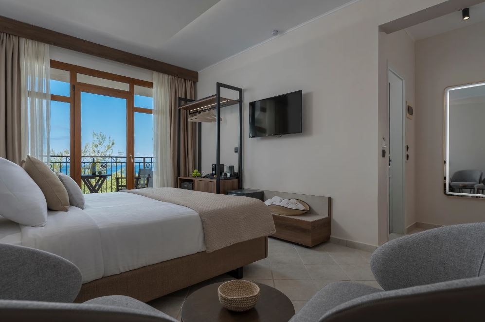 Double or Twin Superior Sea View