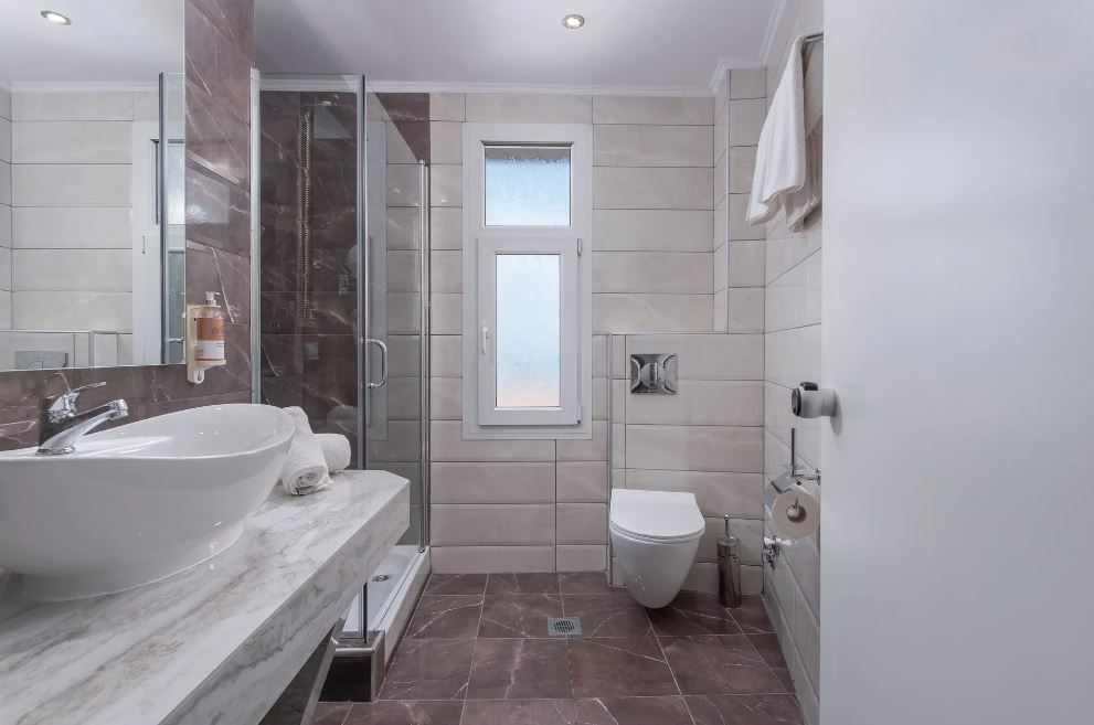 Double or Twin Side Sea View