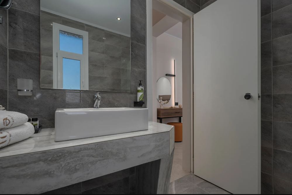 Double or Twin Superior Sea View