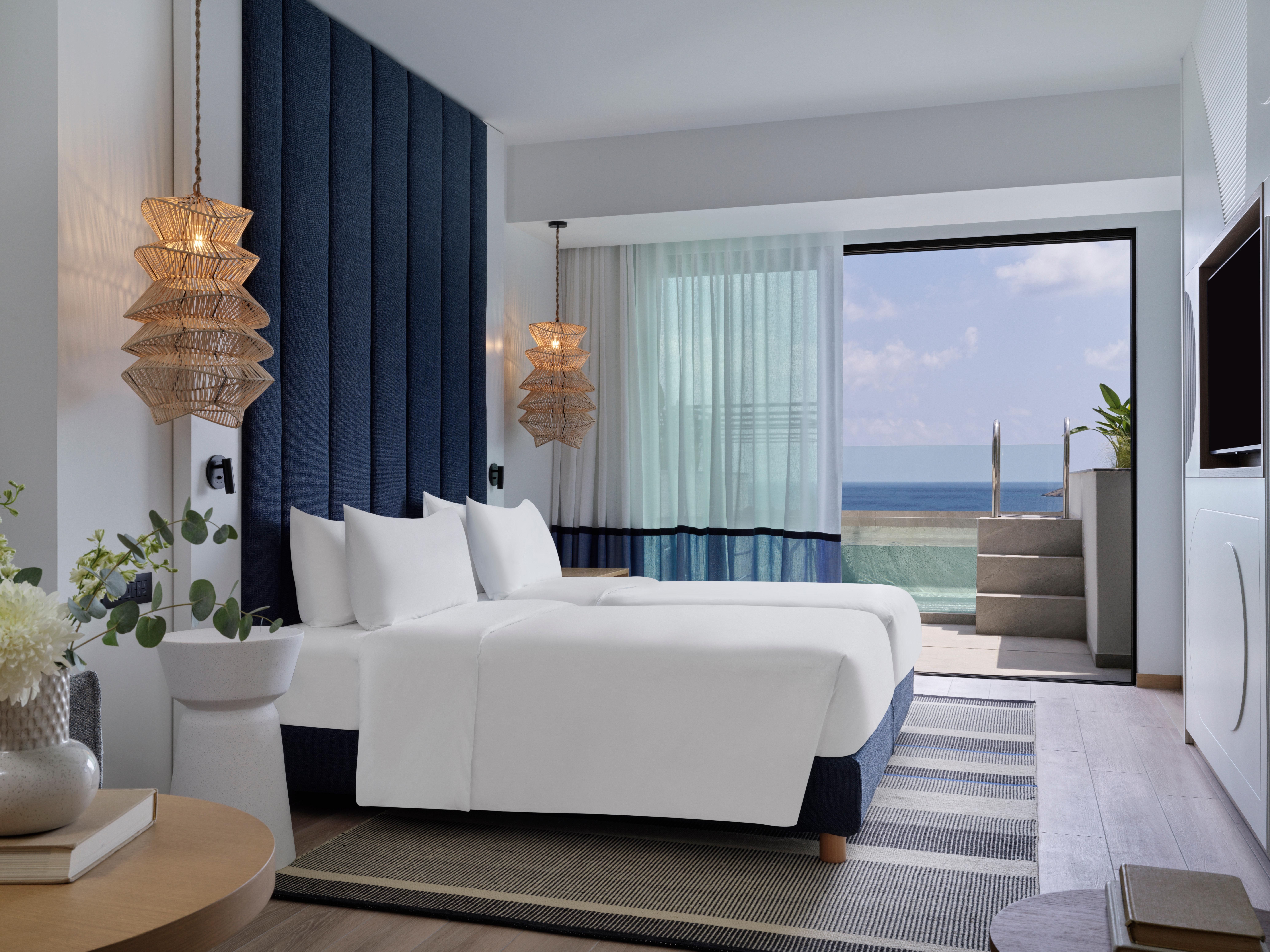 Junior Suite Sea View with Private Pool