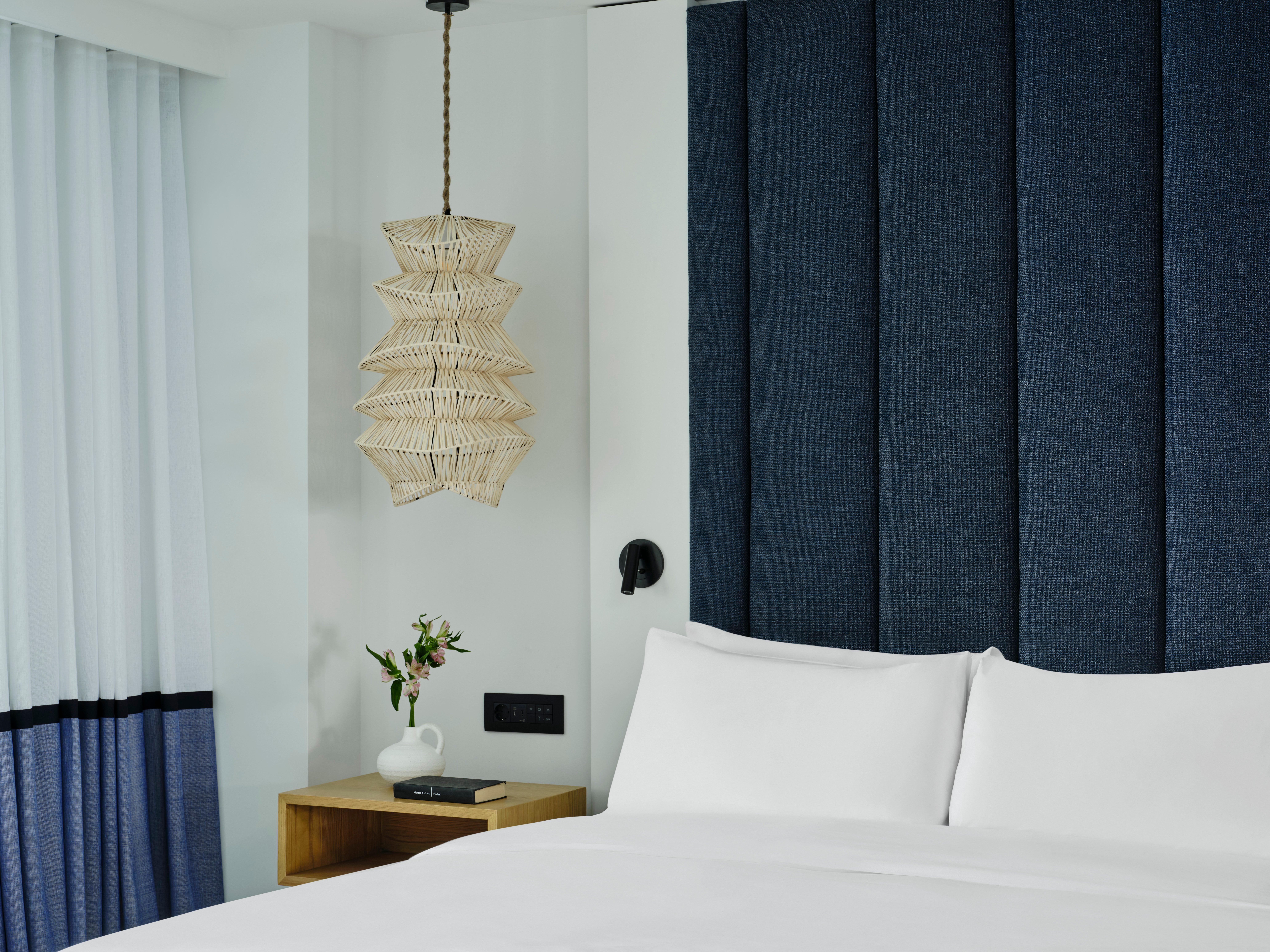 Double Two Queen Beds Premium