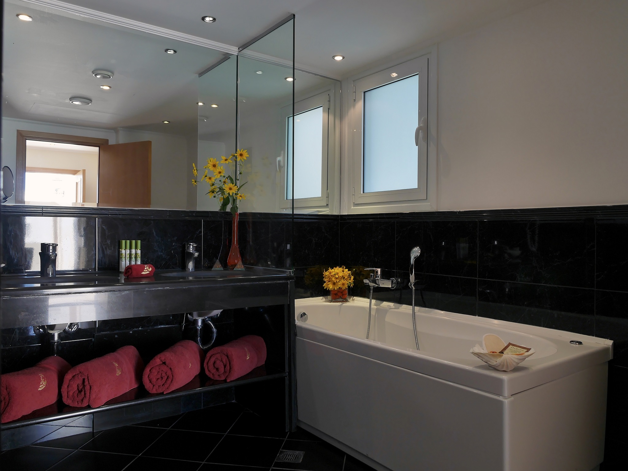 Family Room Sea View One Bedroom