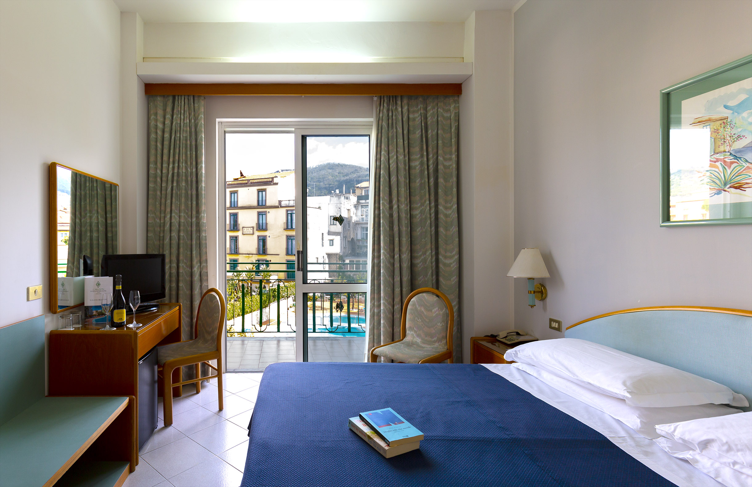 Double or Twin Standard