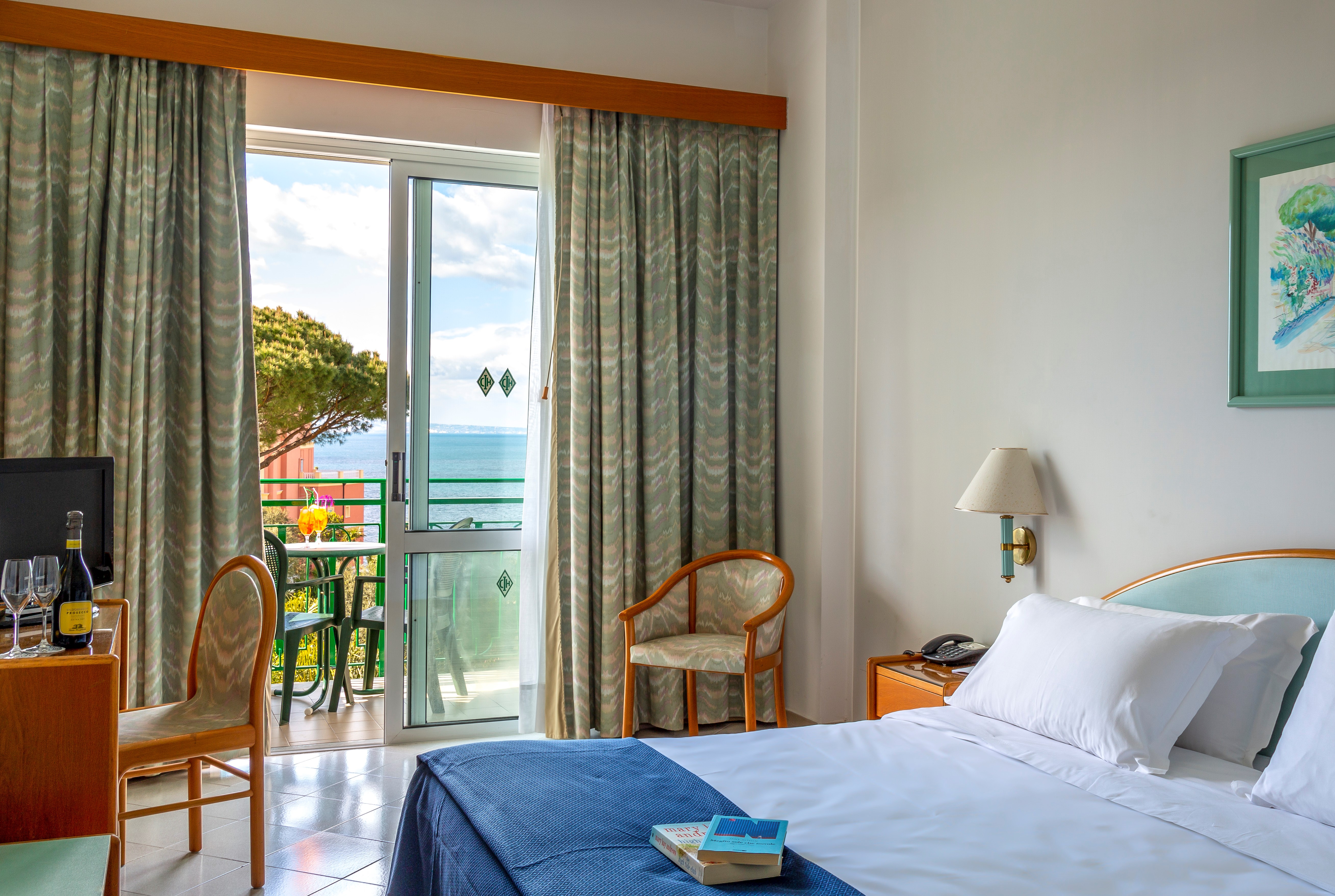 Double or Twin Superior Sea View