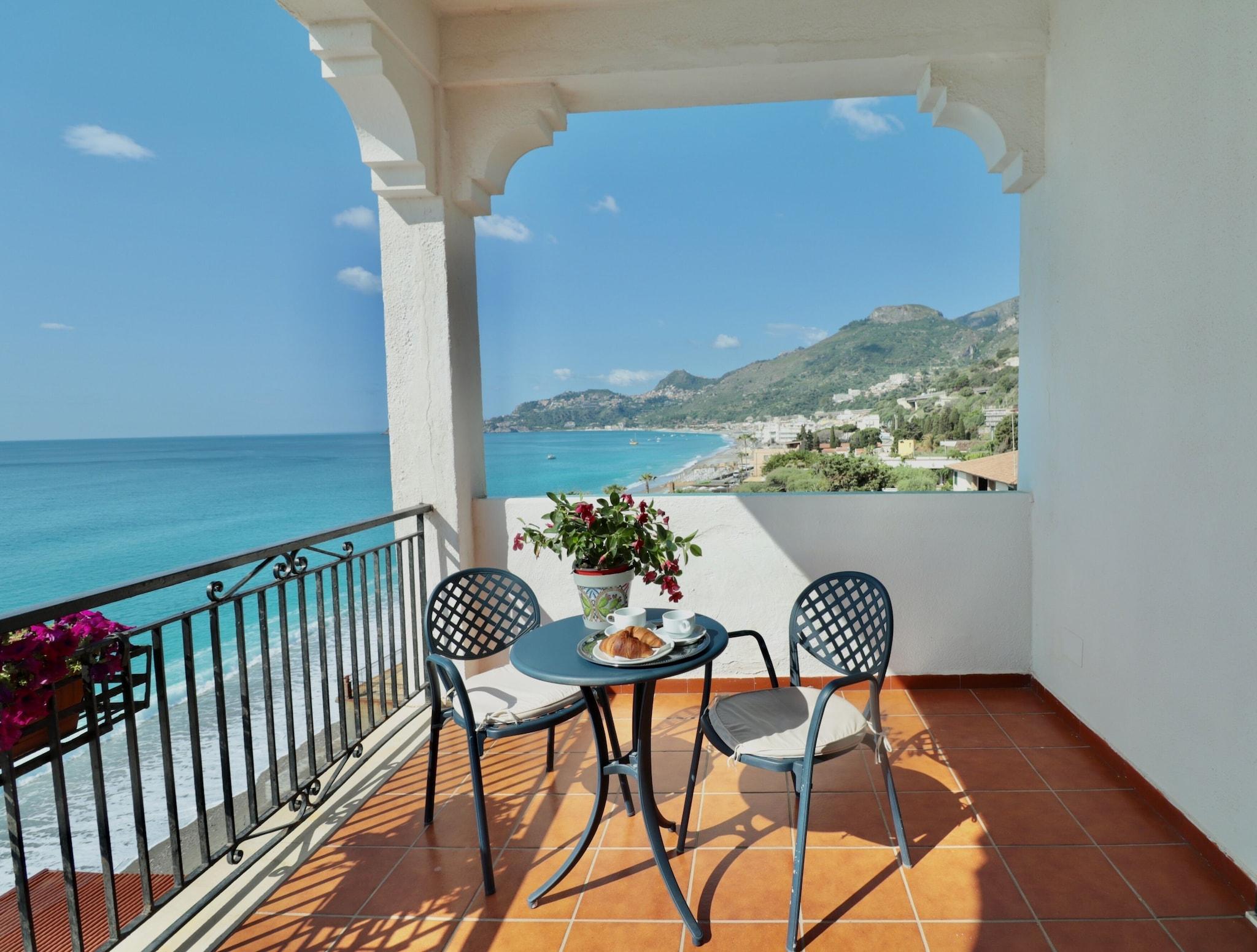 Double Deluxe King Bed