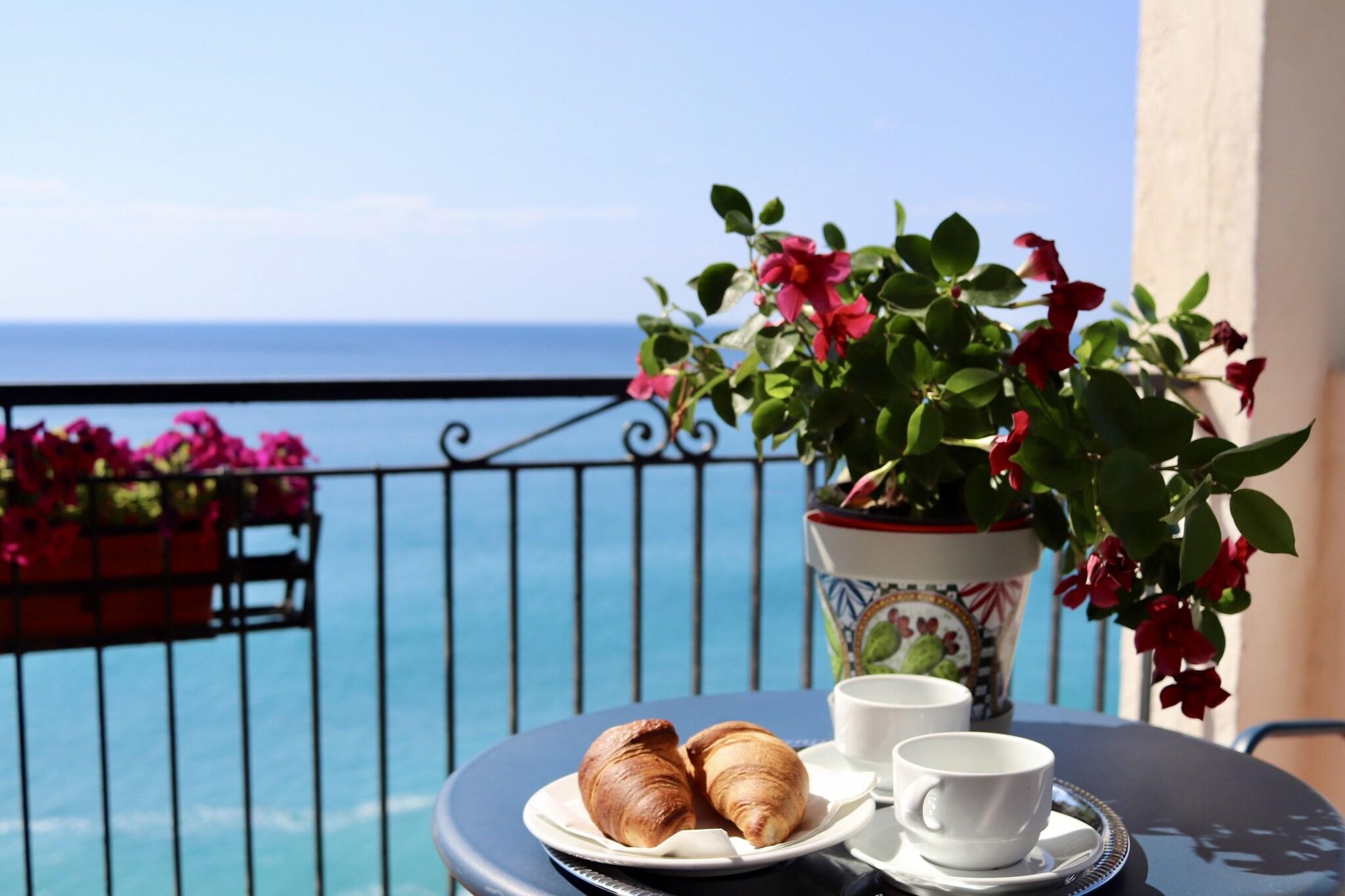 Double Deluxe King Bed