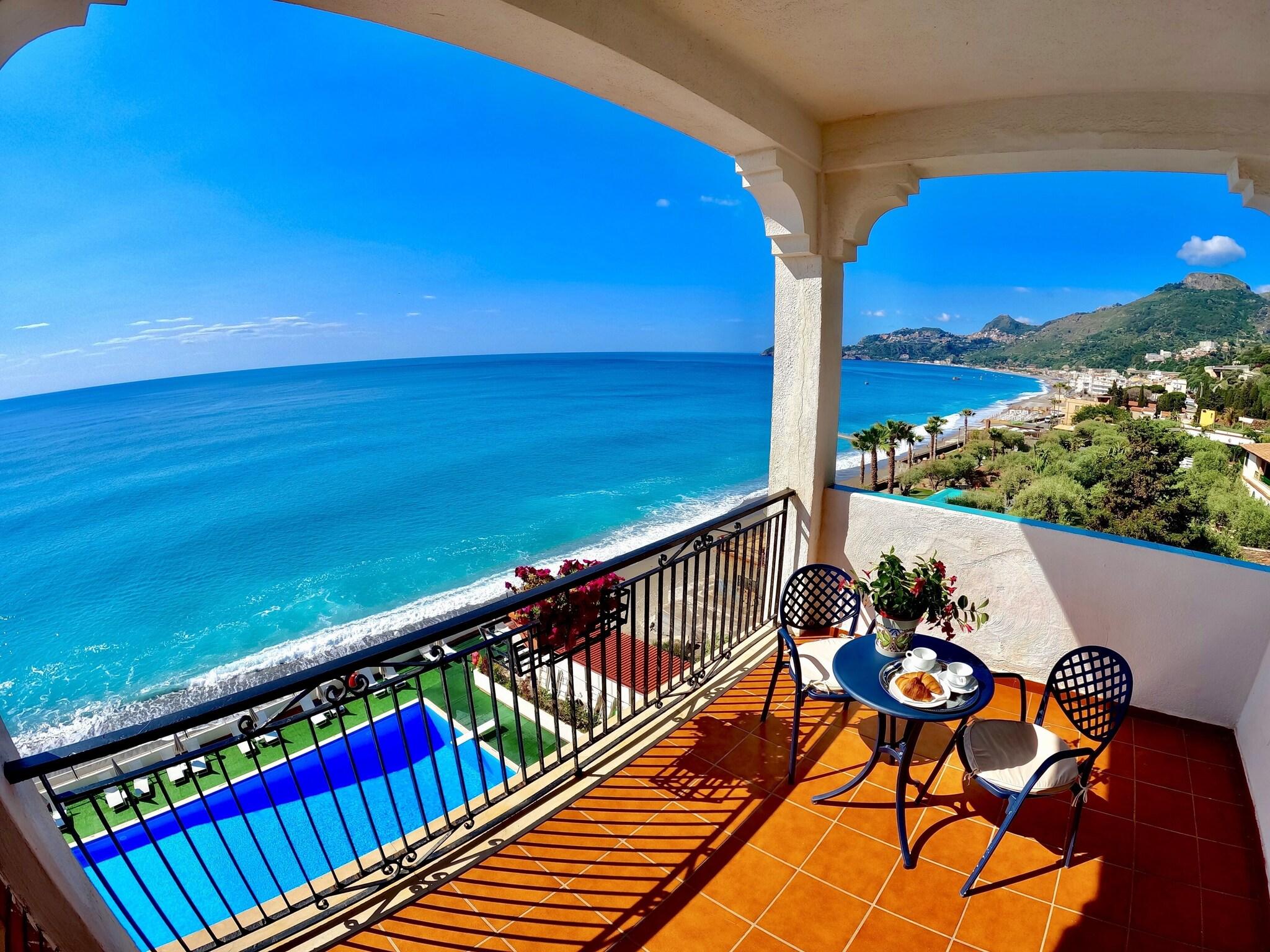 Double Deluxe King Bed