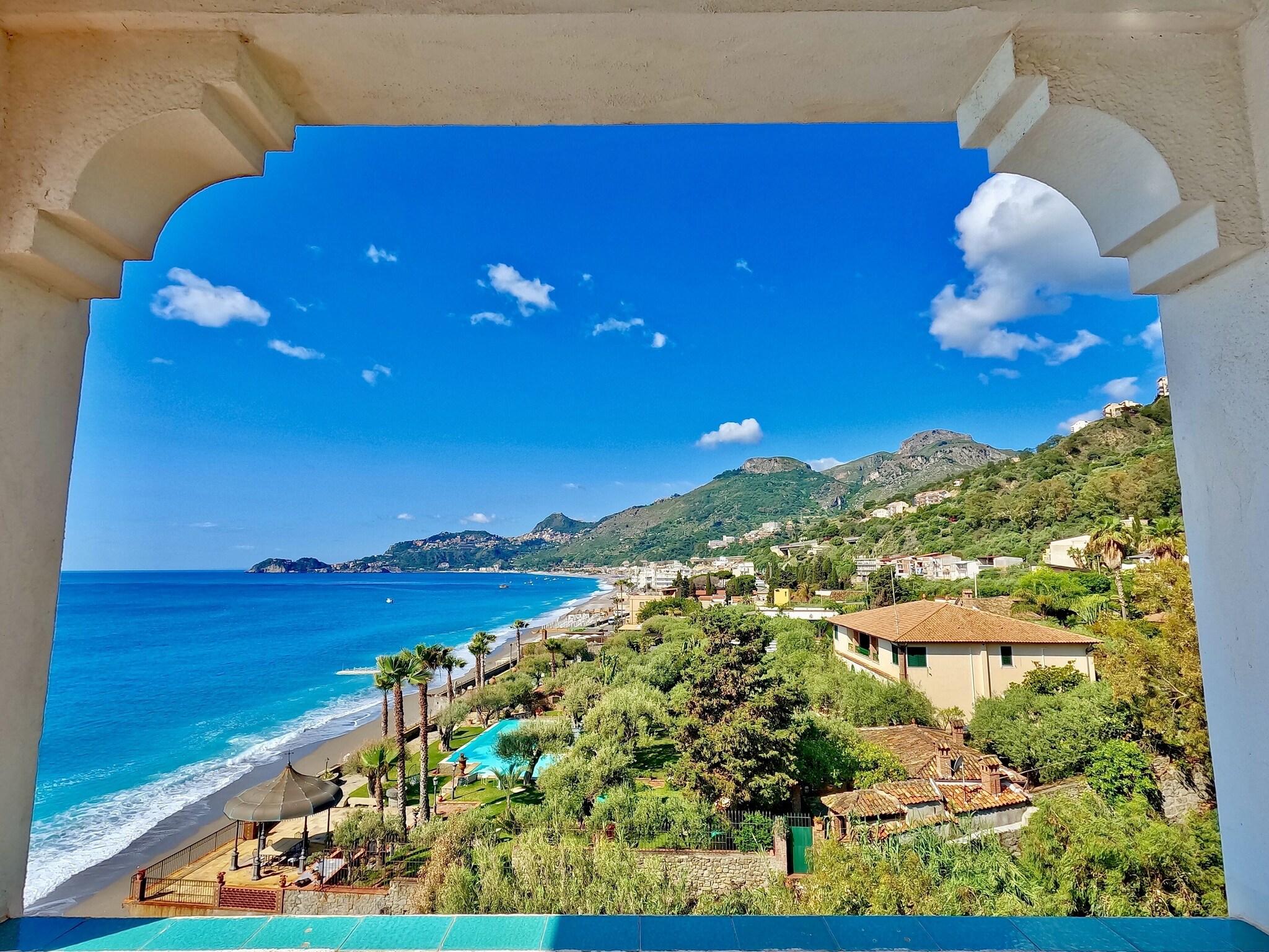 Double Deluxe King Bed