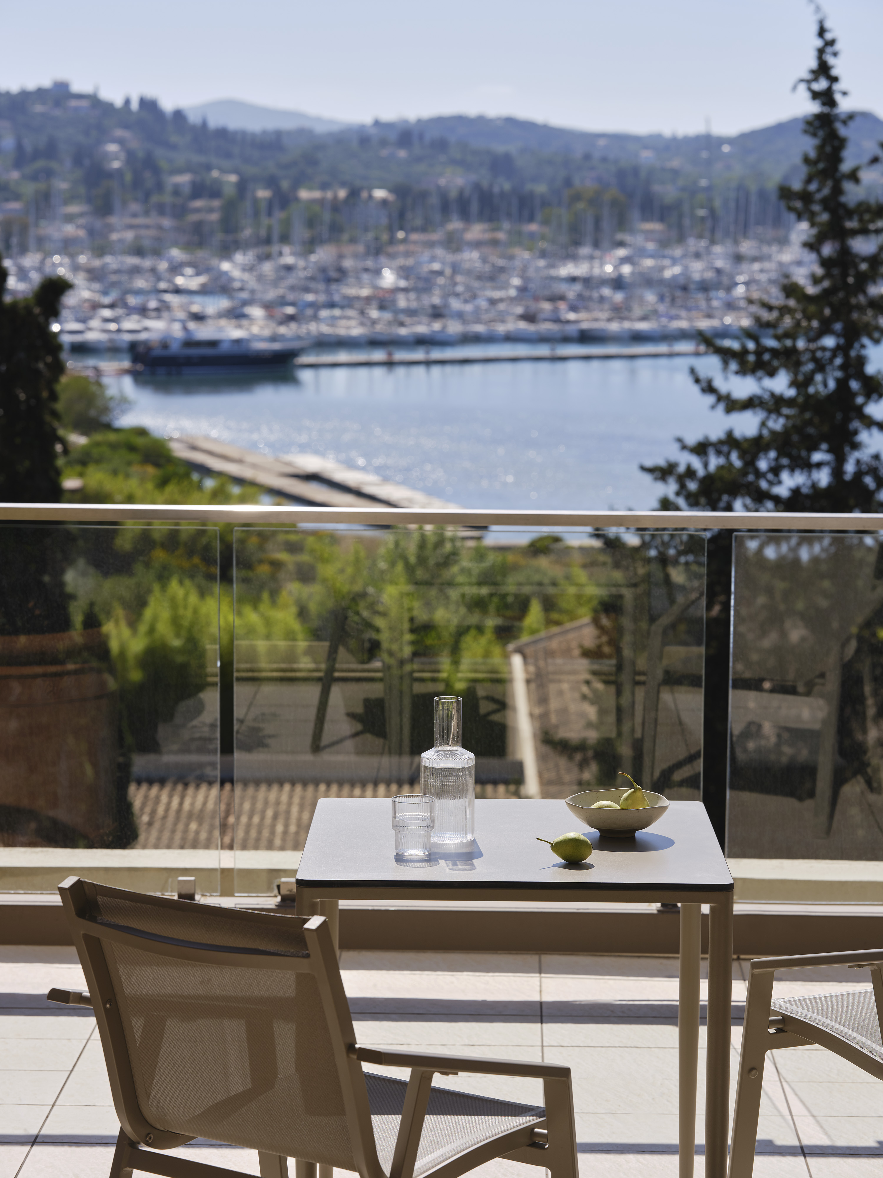 Family Room Bay View