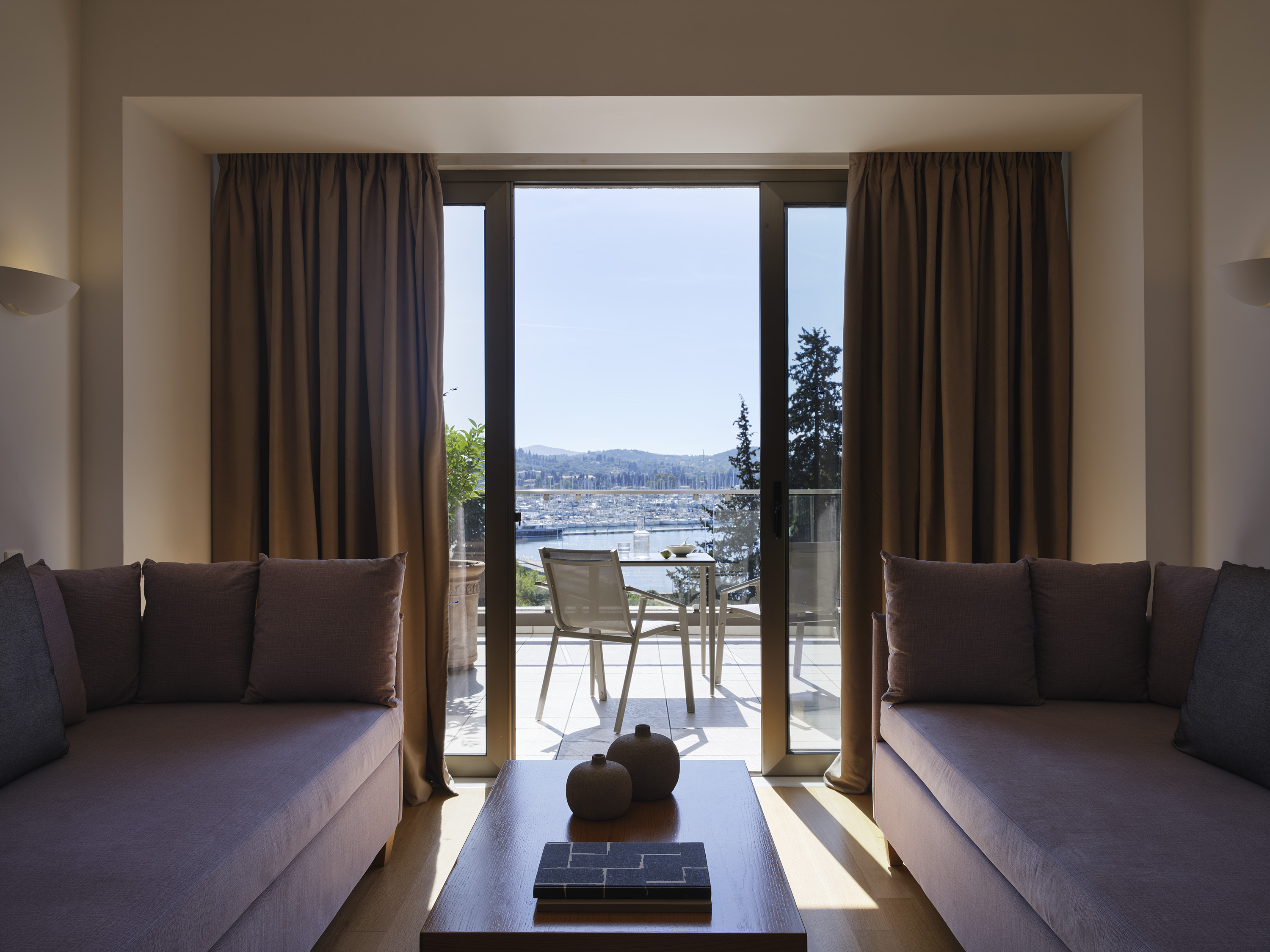 Family Room Bay View