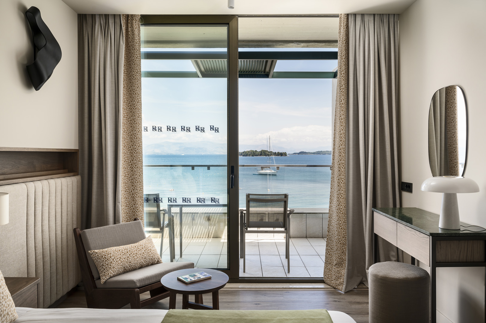 Double Sea Front