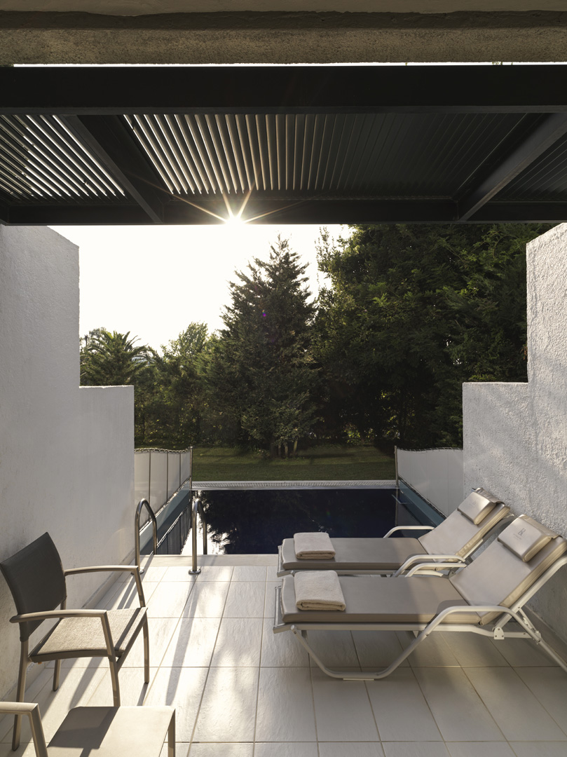 Double with Private Pool