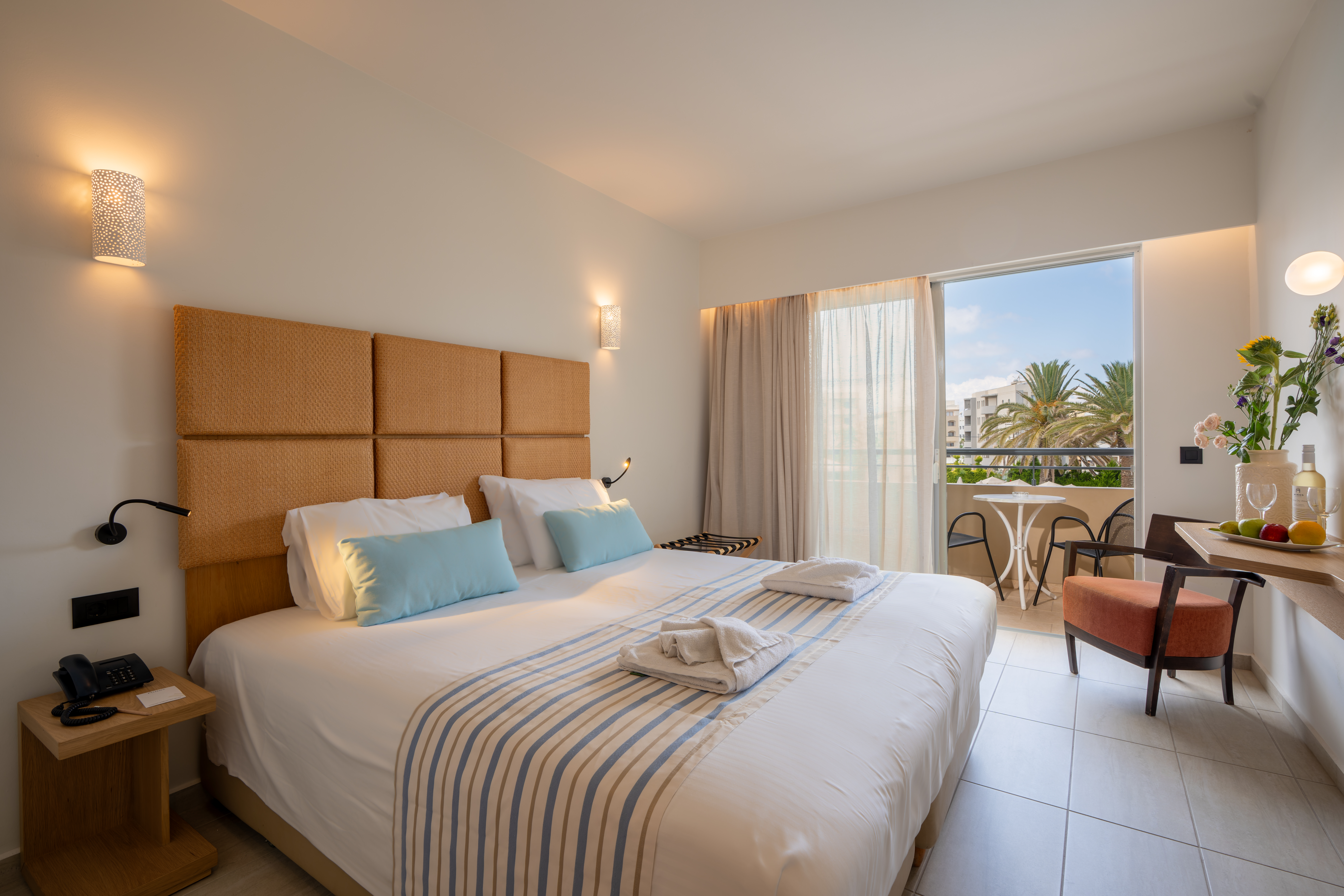 Double Deluxe Pool View