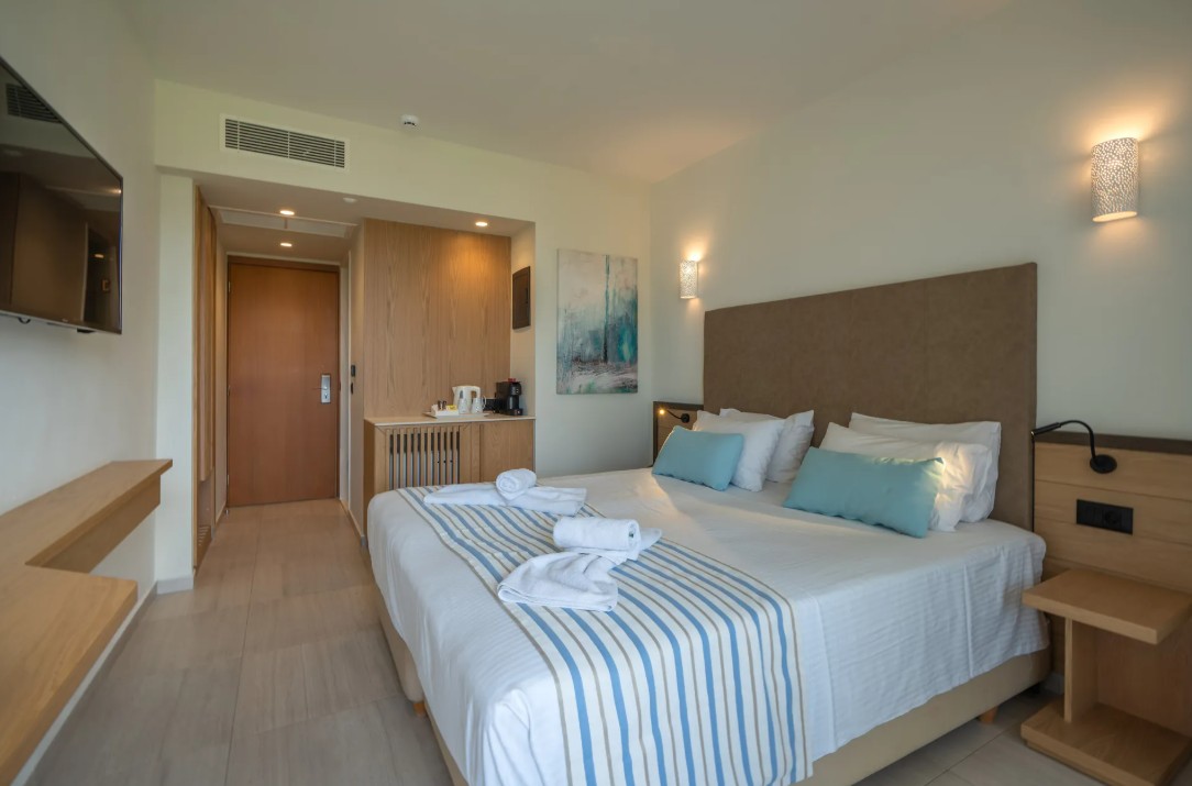 Double or Twin Superior