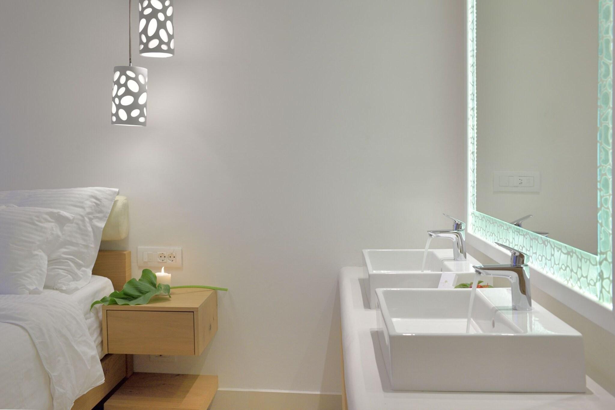 Double Executive King Bed