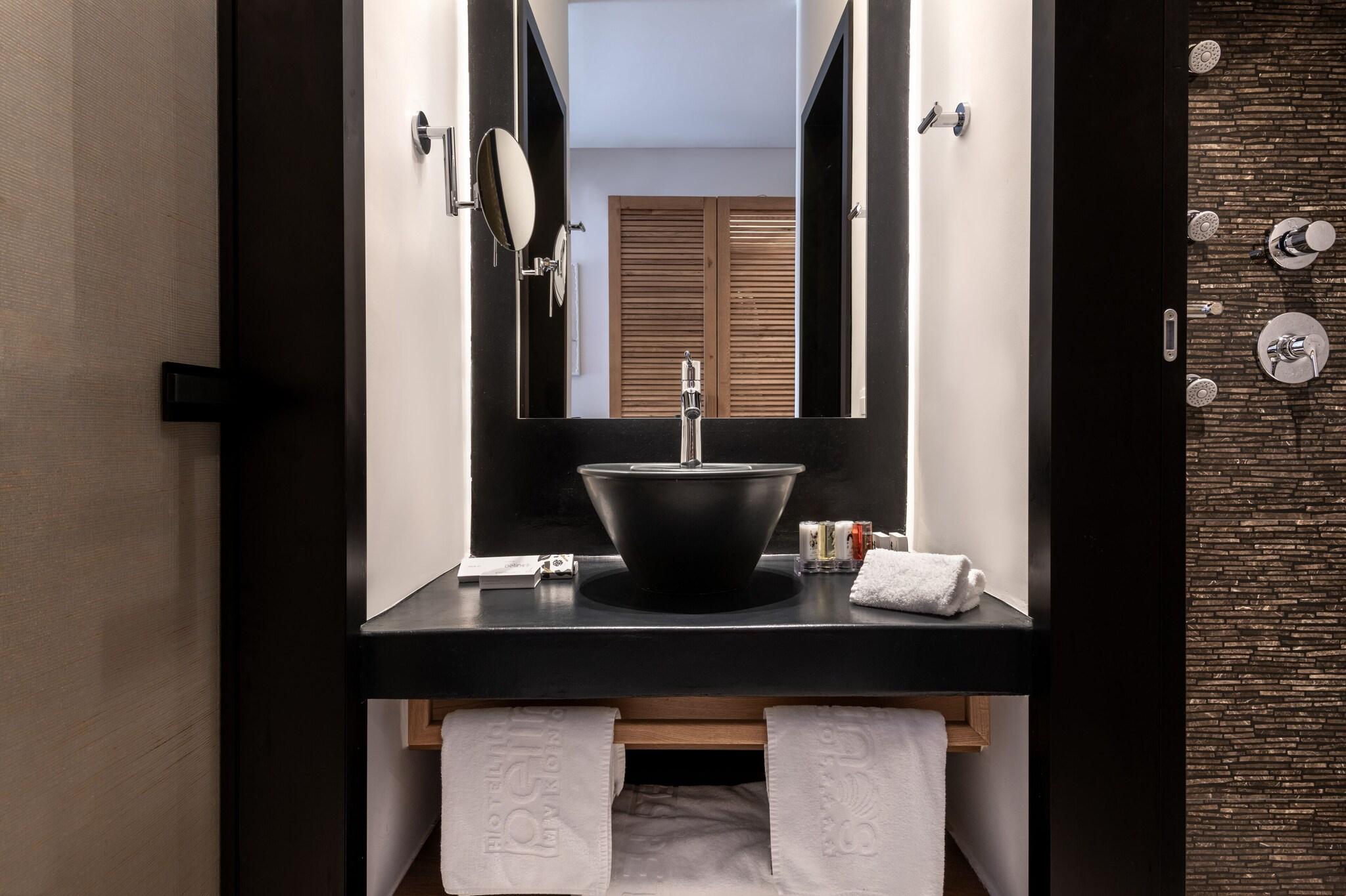 Junior Suite Partial Sea View