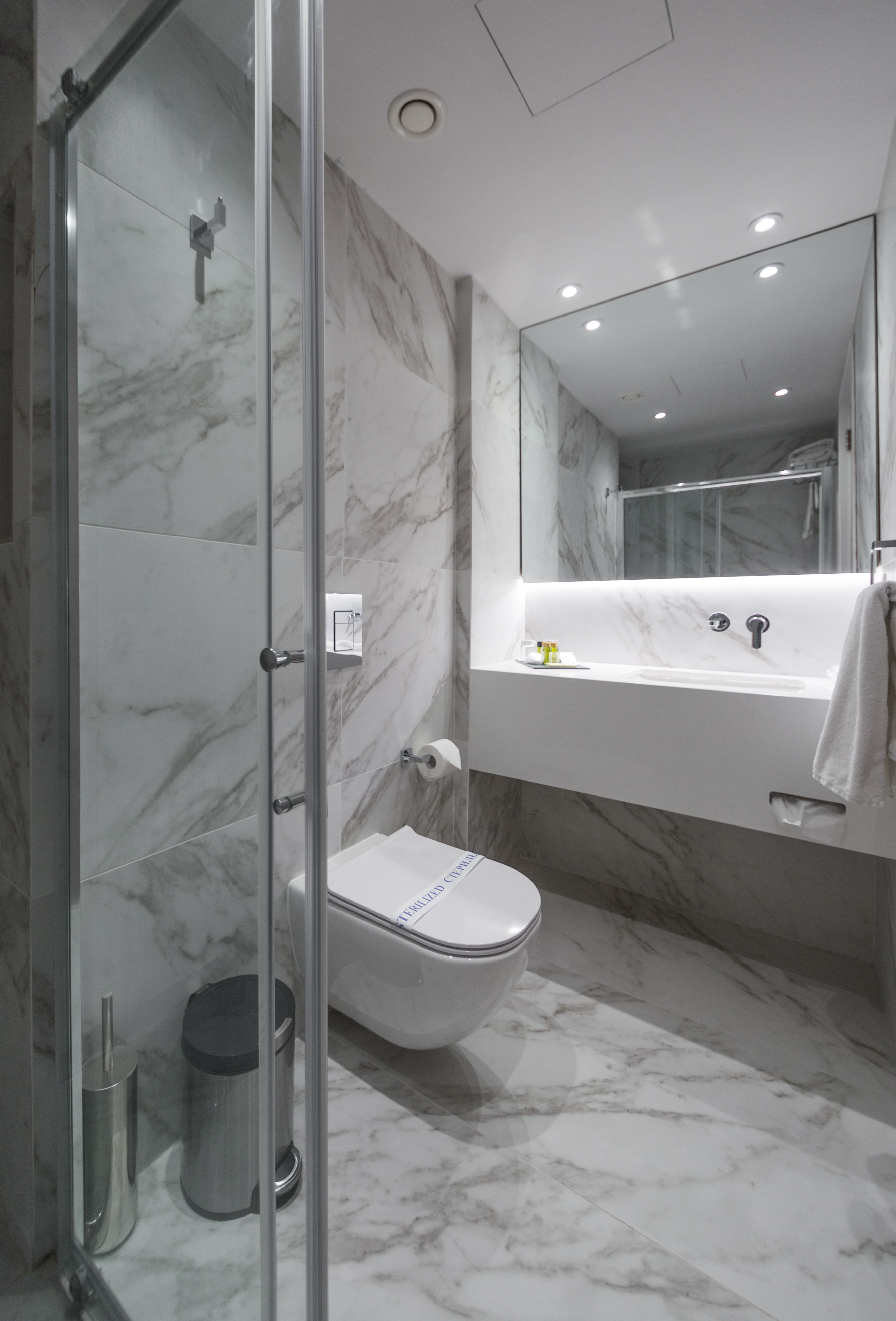 Double or Twin Side Sea View