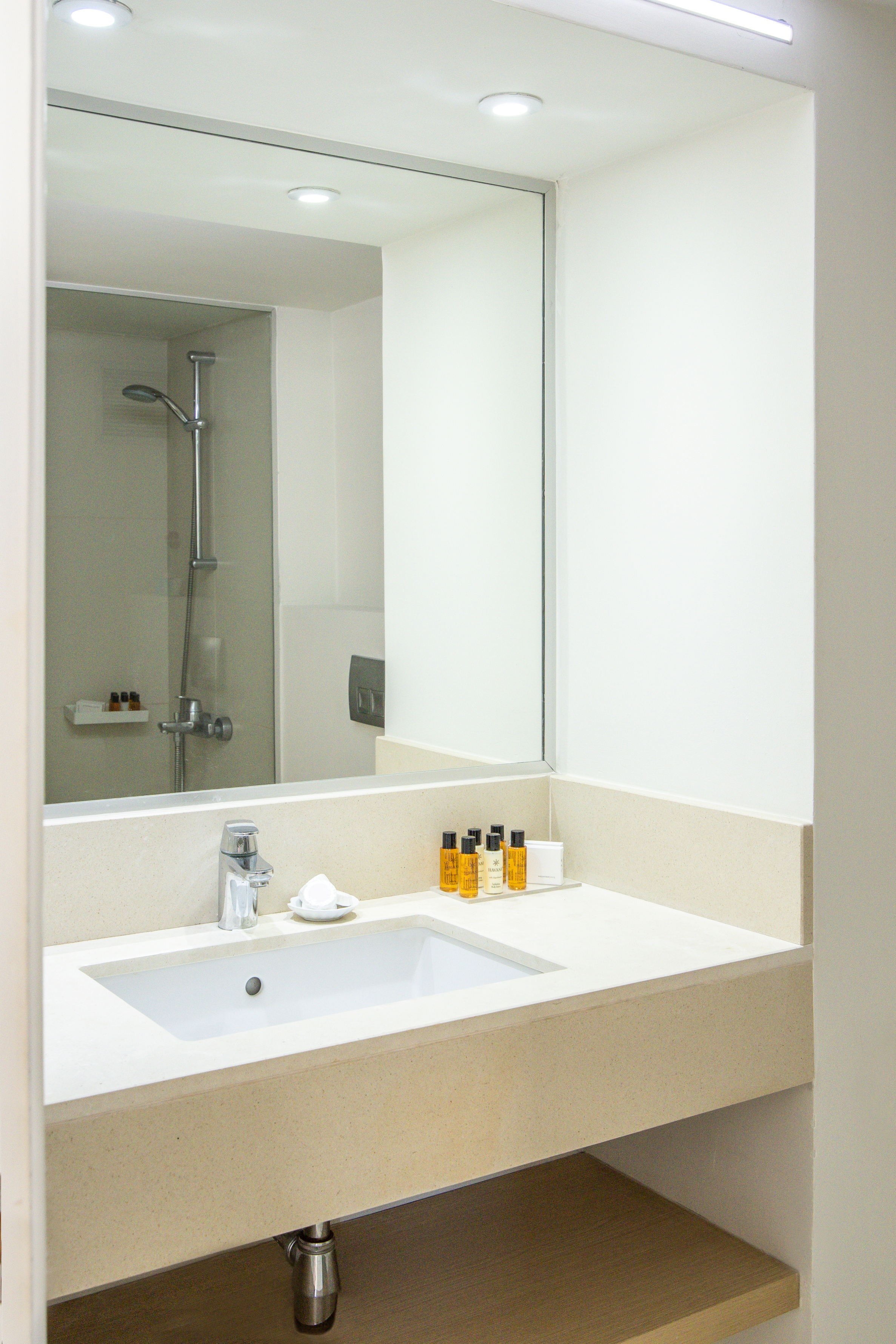 Double or Twin Deluxe Pool View