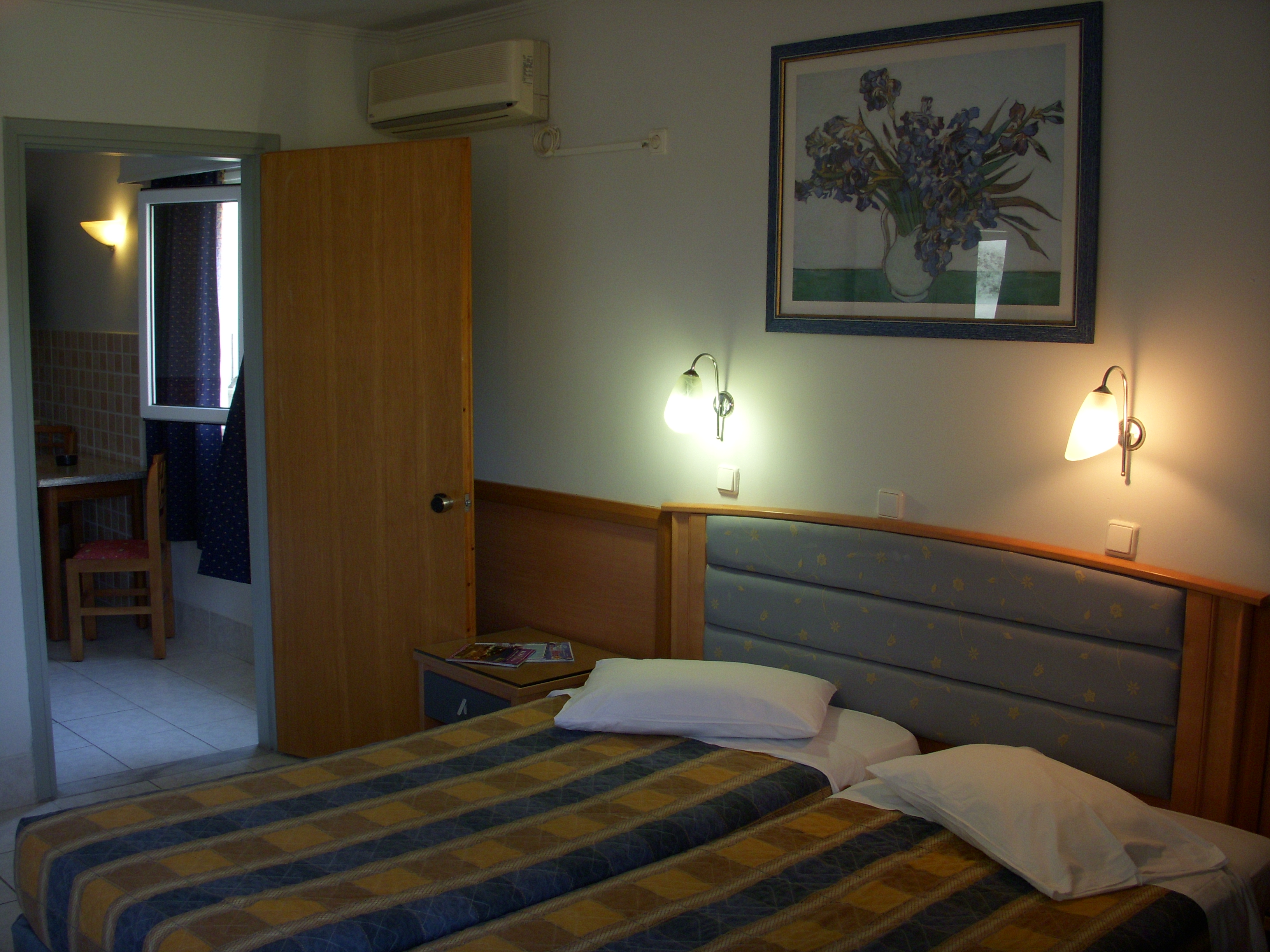 Family Room Garden View