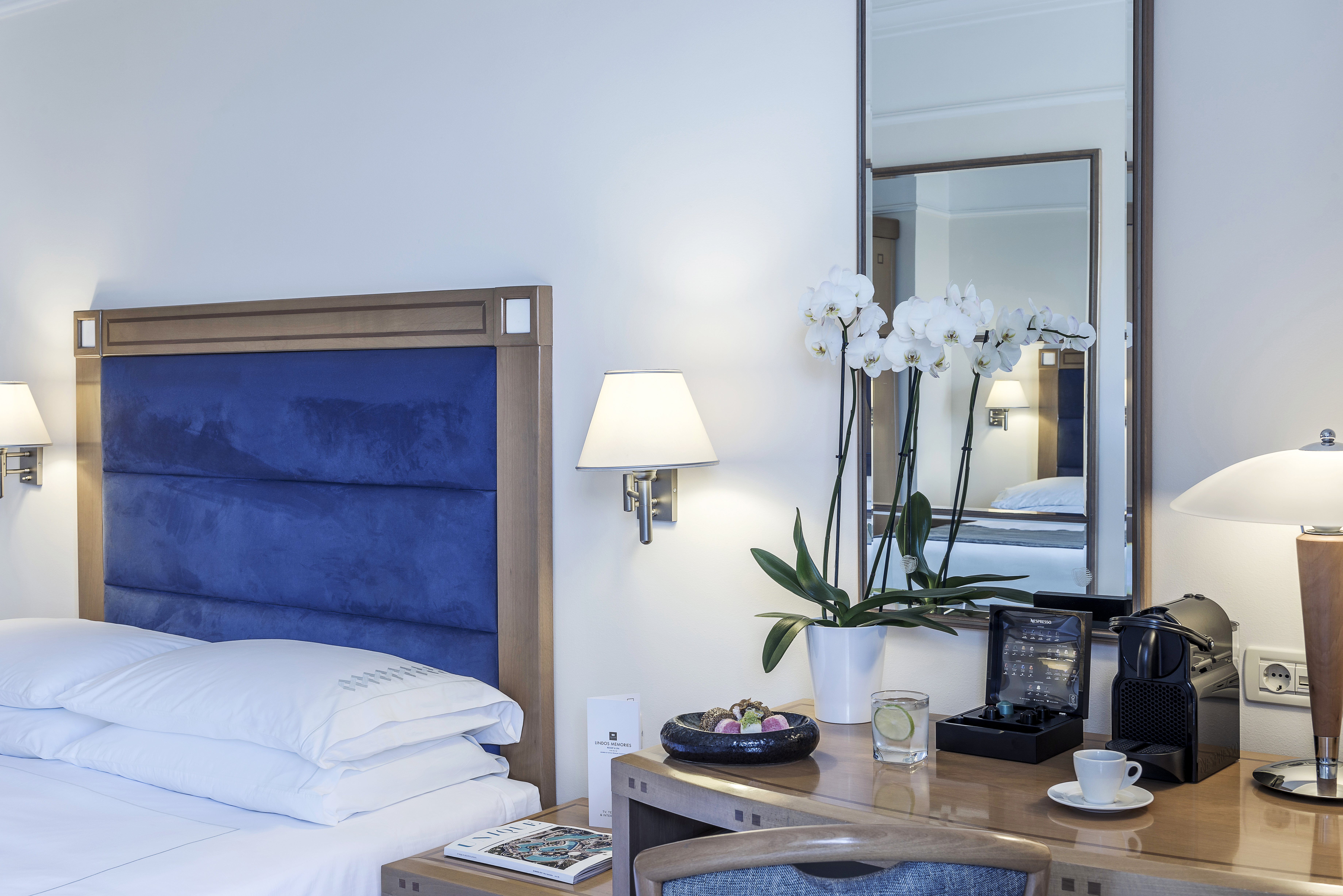 Double or Twin Side Sea View