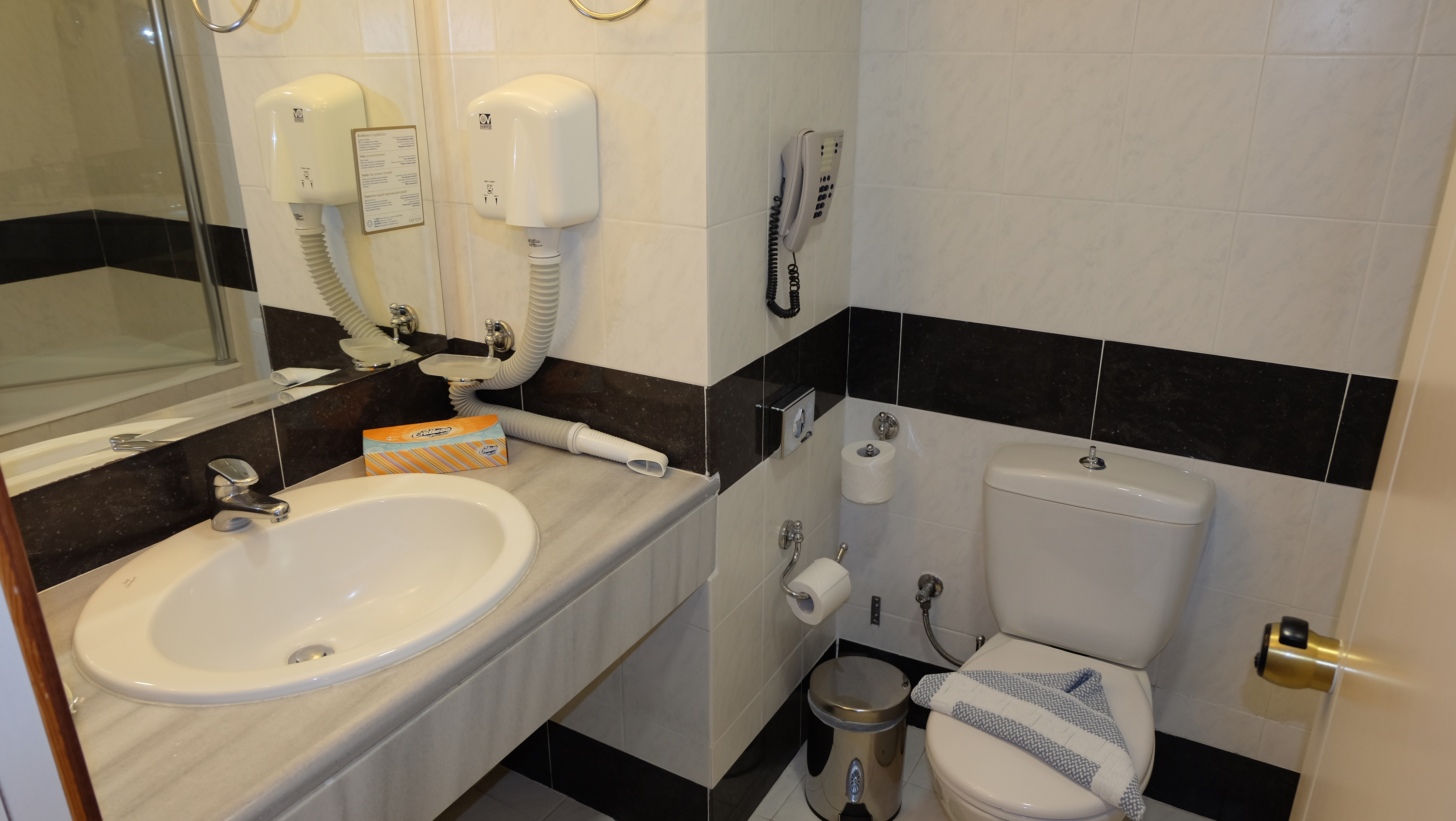 Double or Twin Annex