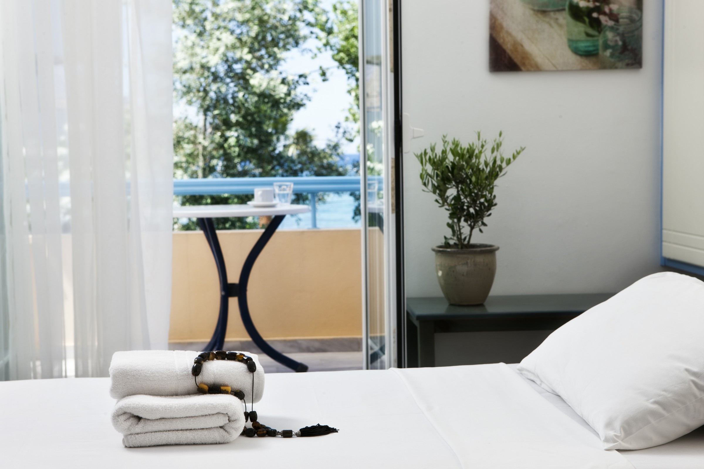 Double or Twin Side Sea View