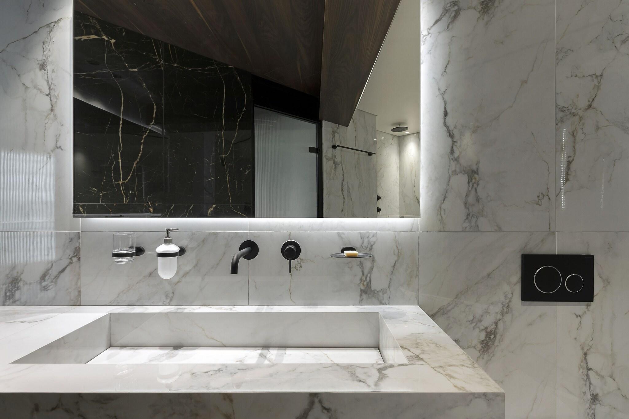 Suite King Bed One Bedroom 