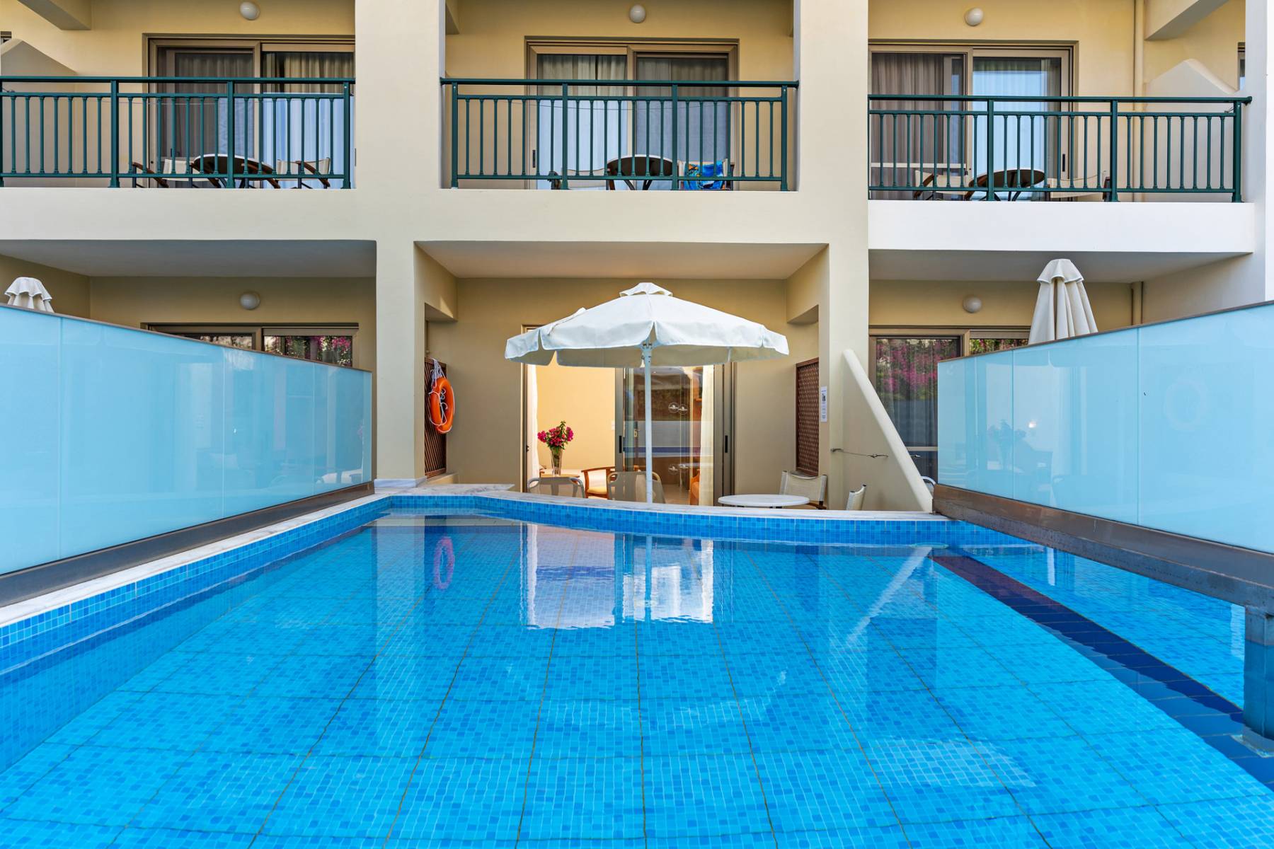 Double or Twin with Private Pool