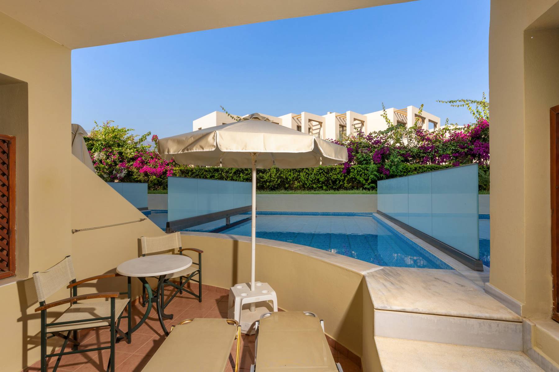 Double or Twin with Private Pool