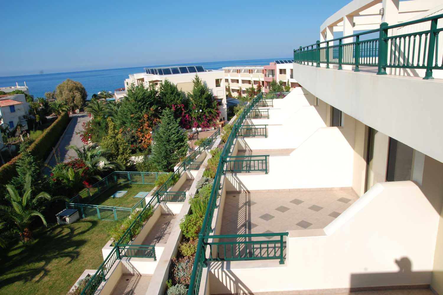 Double or Twin Side Sea View