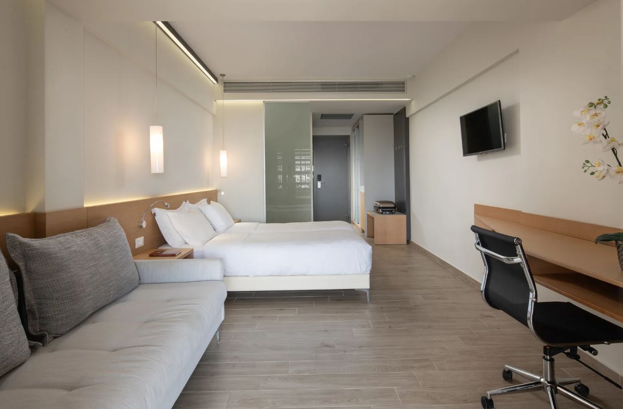 Double or Twin Deluxe Sea View