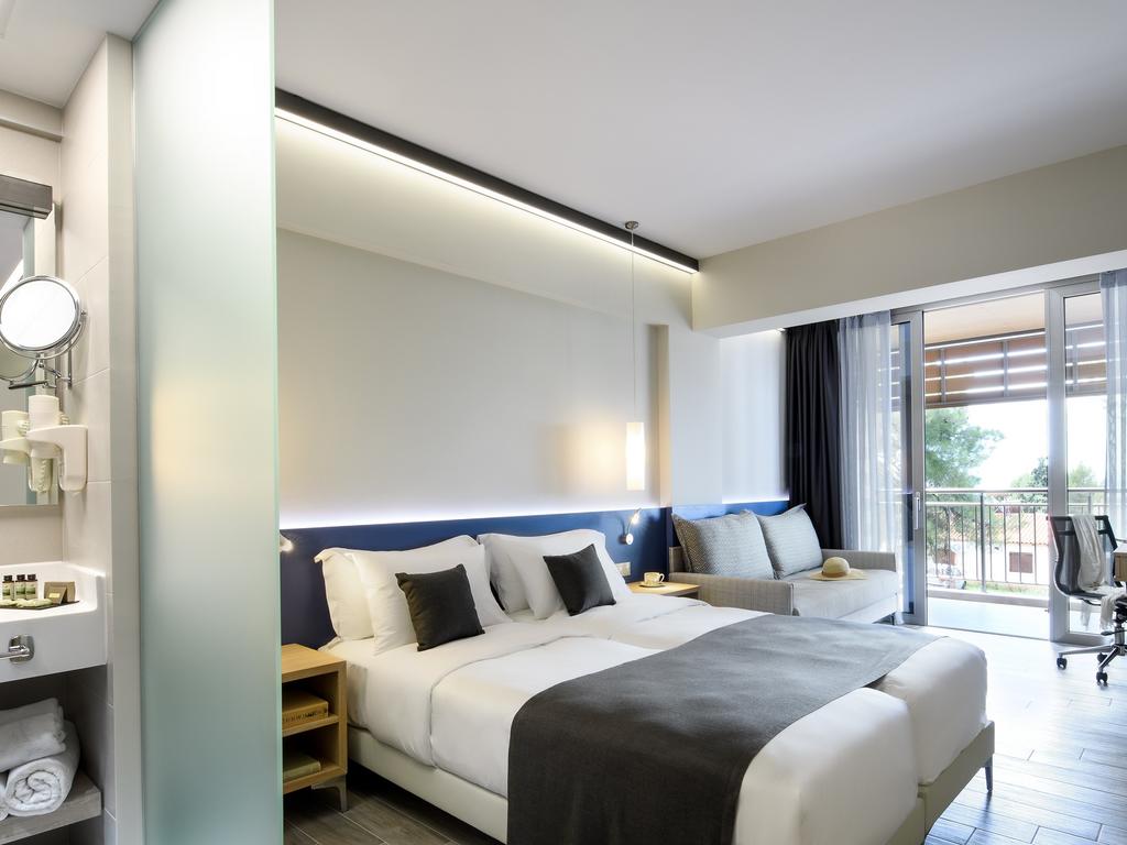 Double or Twin Deluxe