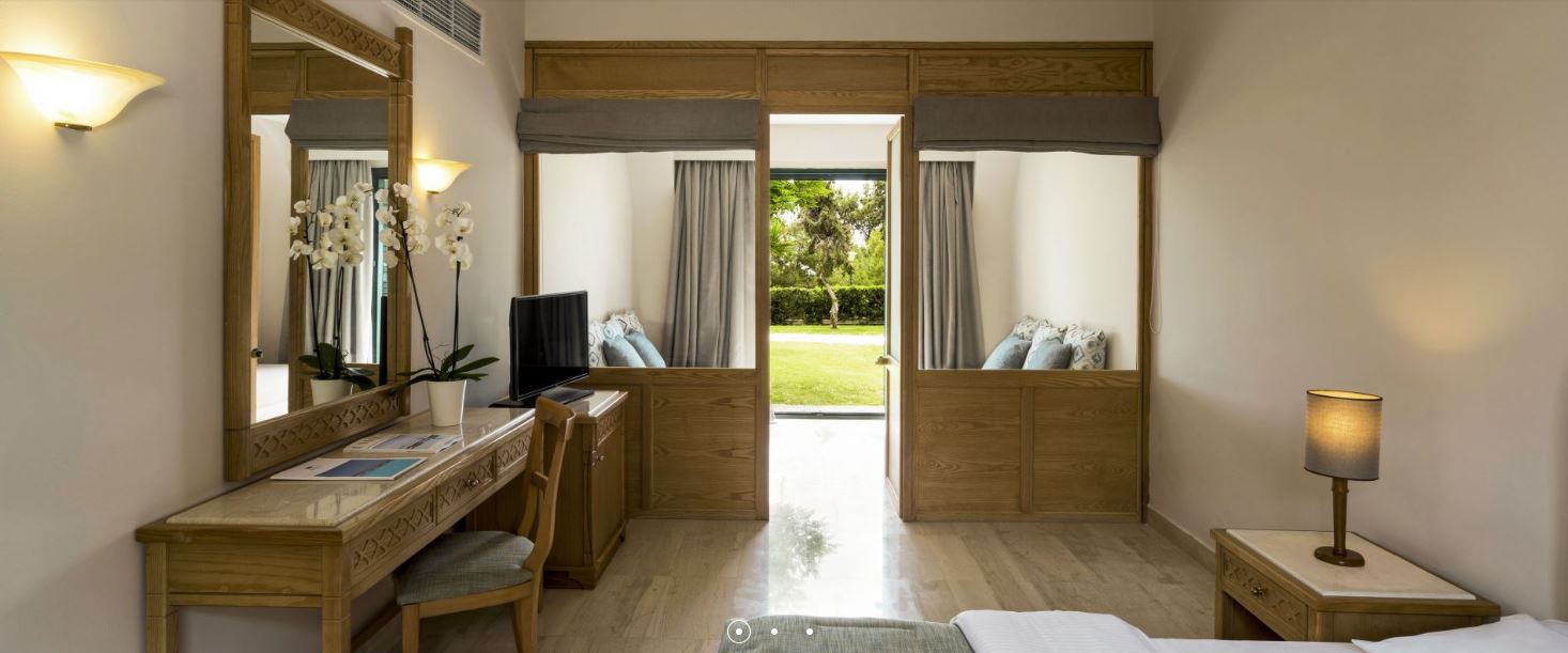 Family Room Capacity 5