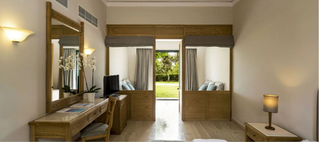 Family Room Garden View